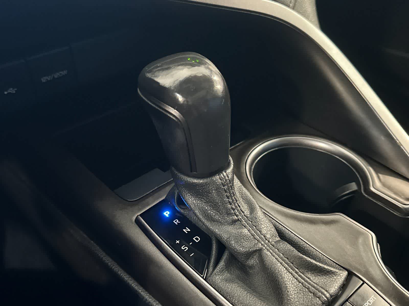 Thumbnail: 2021 Toyota Camry - 21