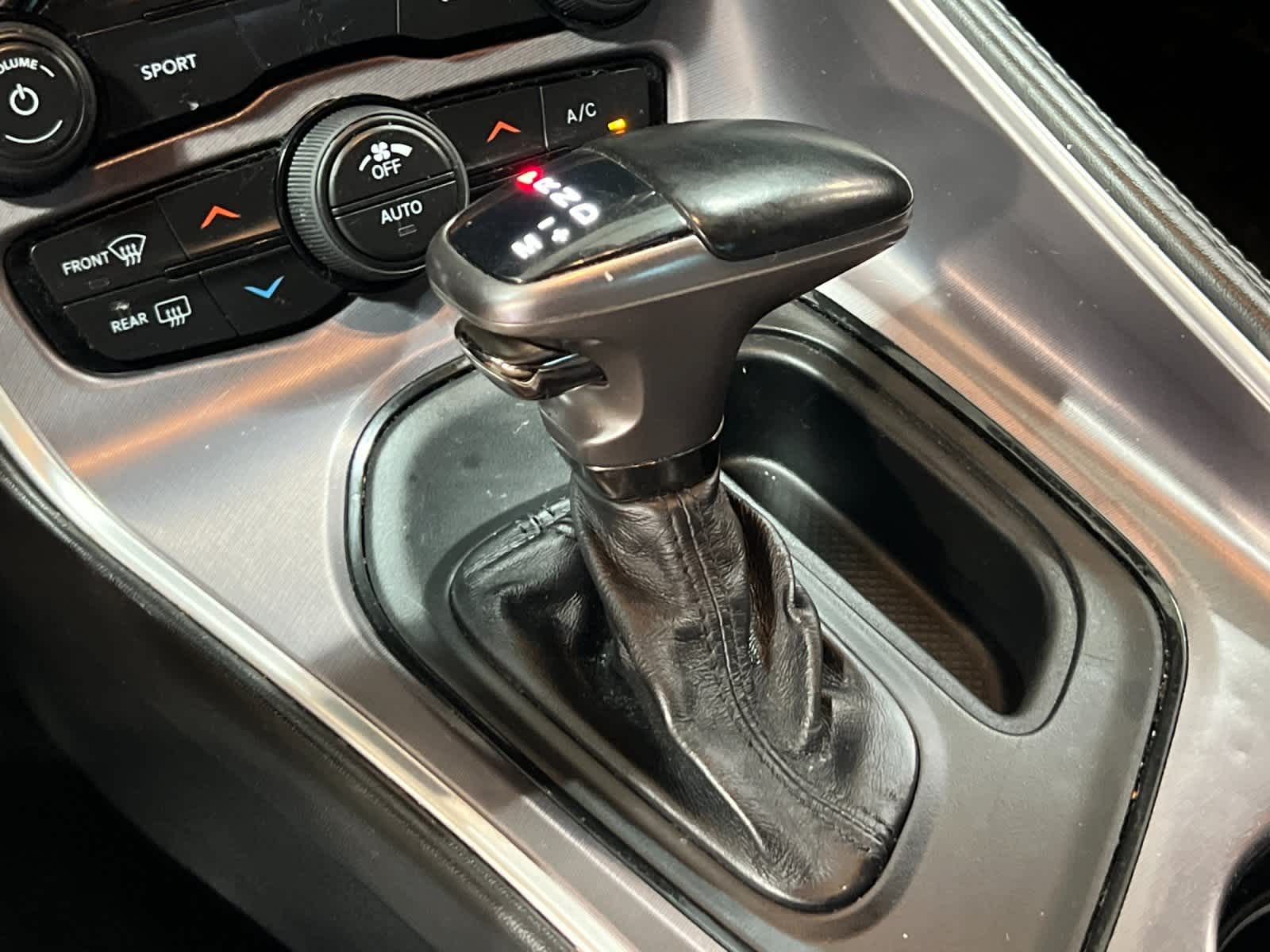 Thumbnail: 2019 Dodge Challenger - 20