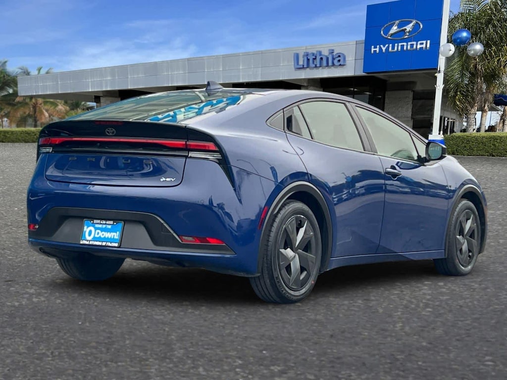 Used 2024 Toyota Prius LE Hatchback