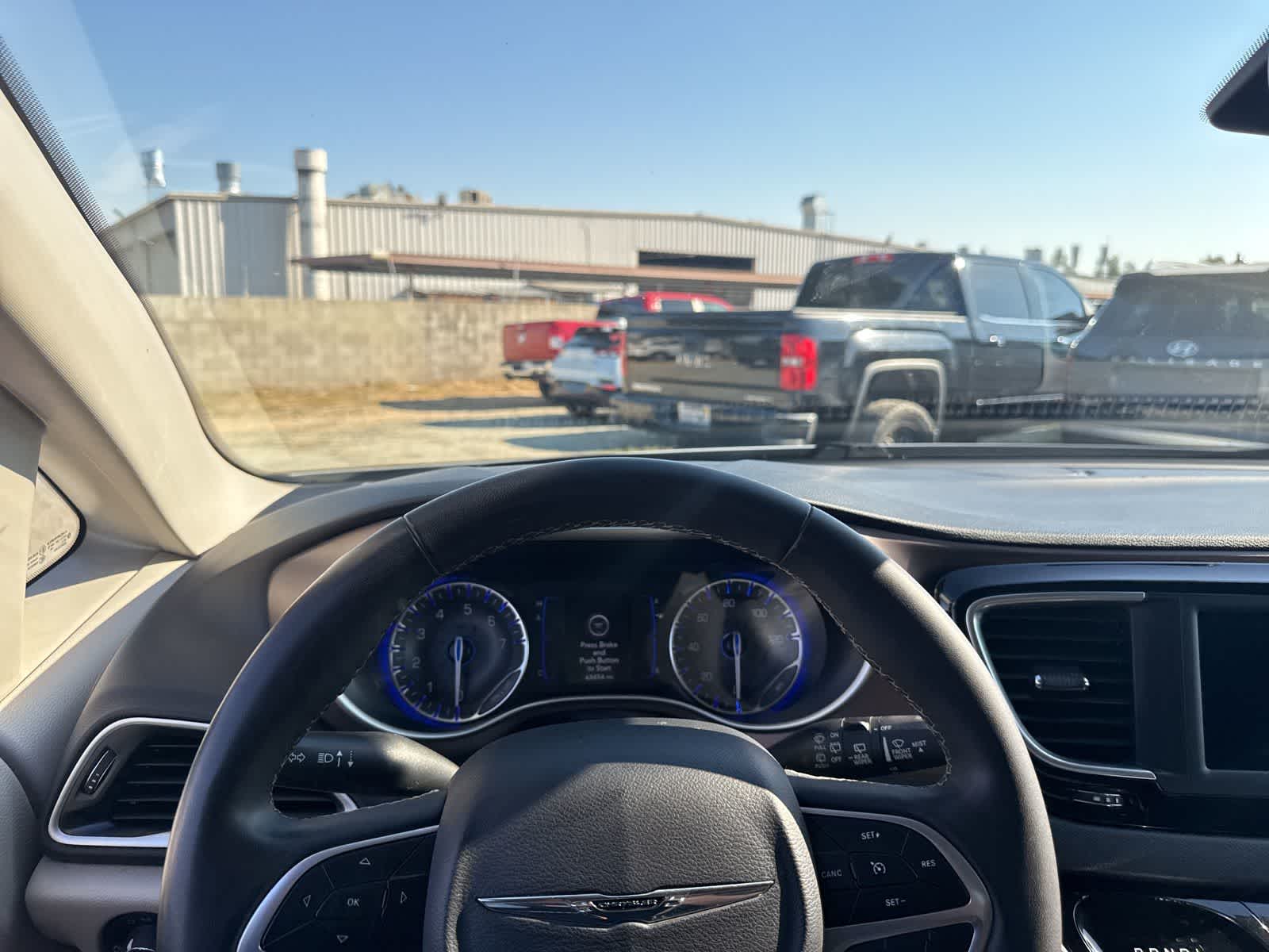 Thumbnail: 2023 Chrysler Voyager - 21