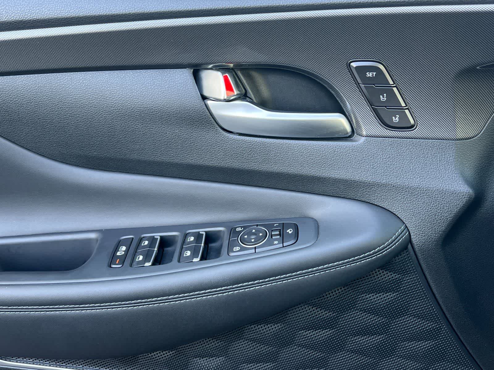 Thumbnail: 2023 Hyundai Santa Fe - 13