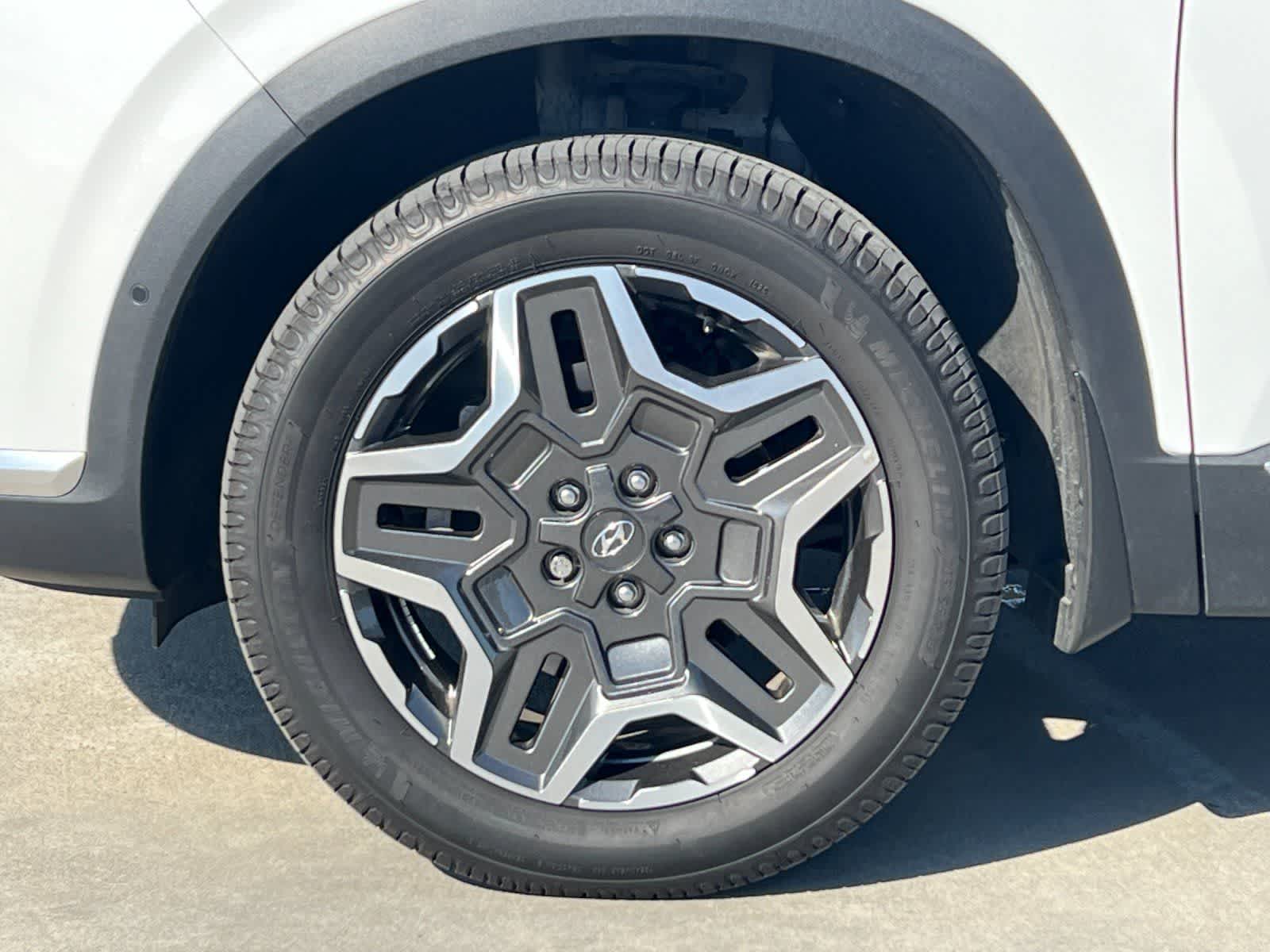 Thumbnail: 2023 Hyundai Santa Fe - 27