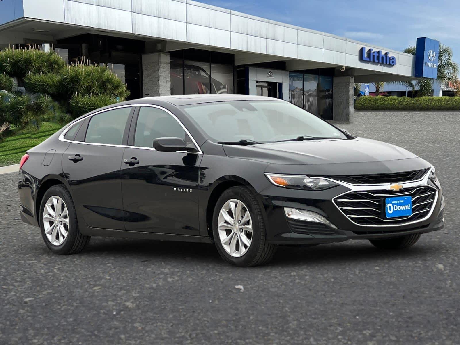 Thumbnail: 2023 Chevrolet Malibu - 9