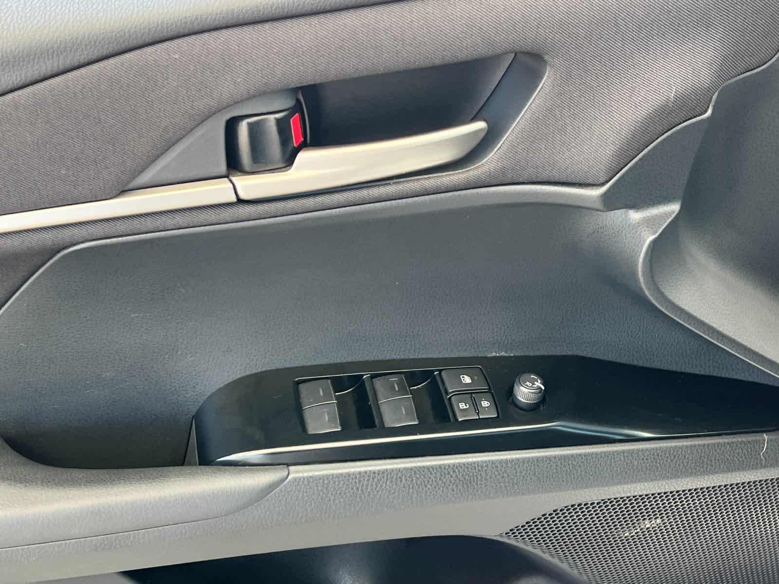 Thumbnail: 2025 Toyota Camry - 13