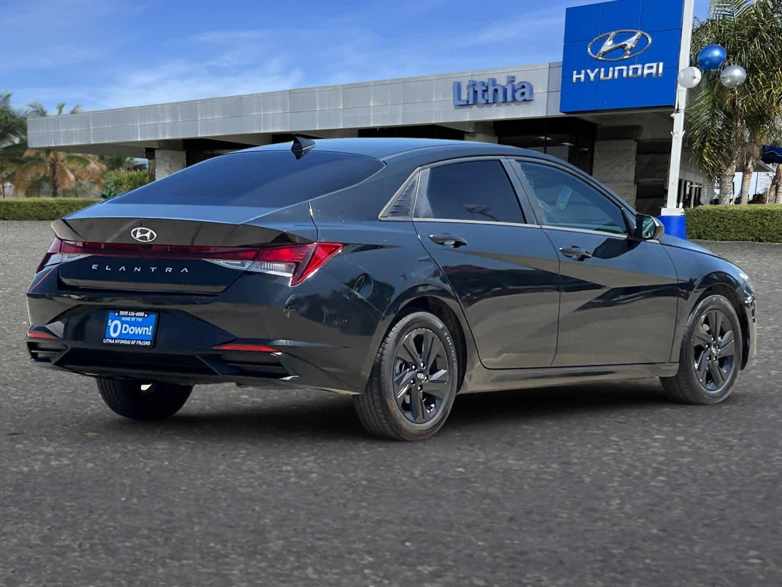 Used 2022 Hyundai Elantra SEL with VIN 5NPLM4AG0NH075750 for sale in Fresno, CA