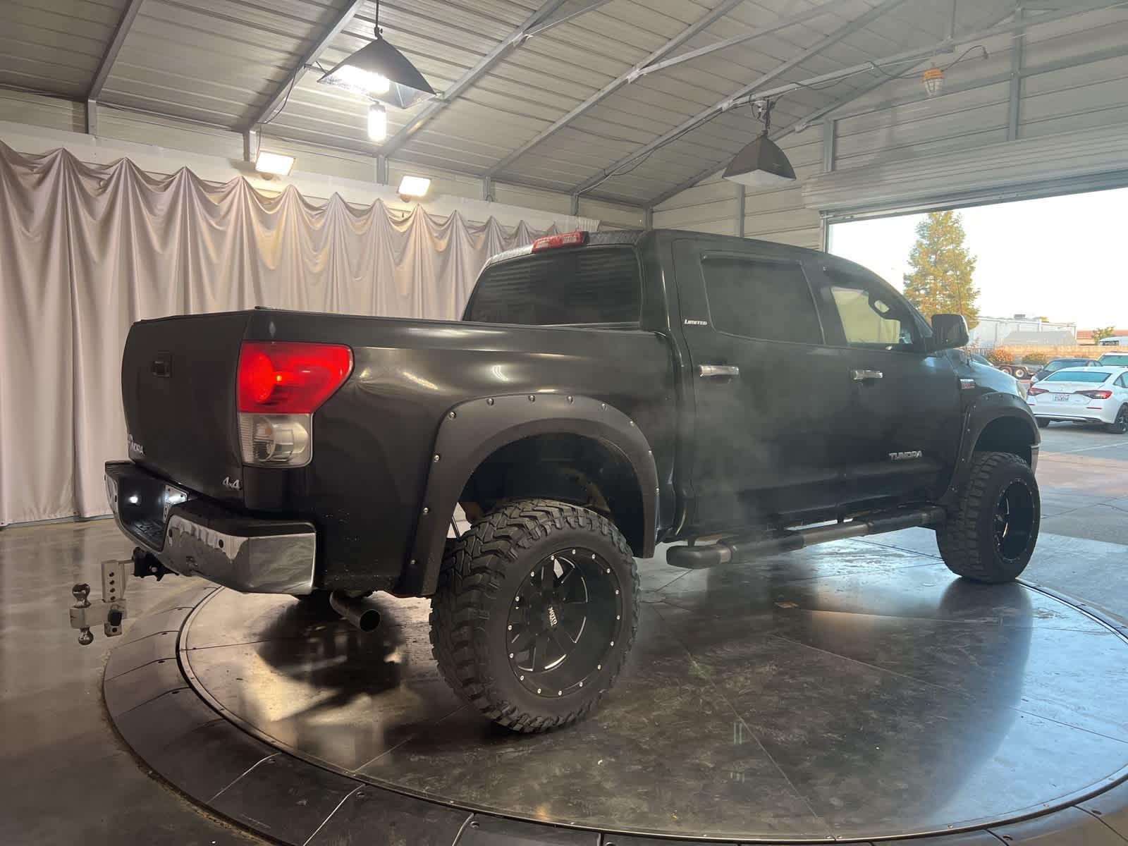 Thumbnail: 2011 Toyota Tundra - 6