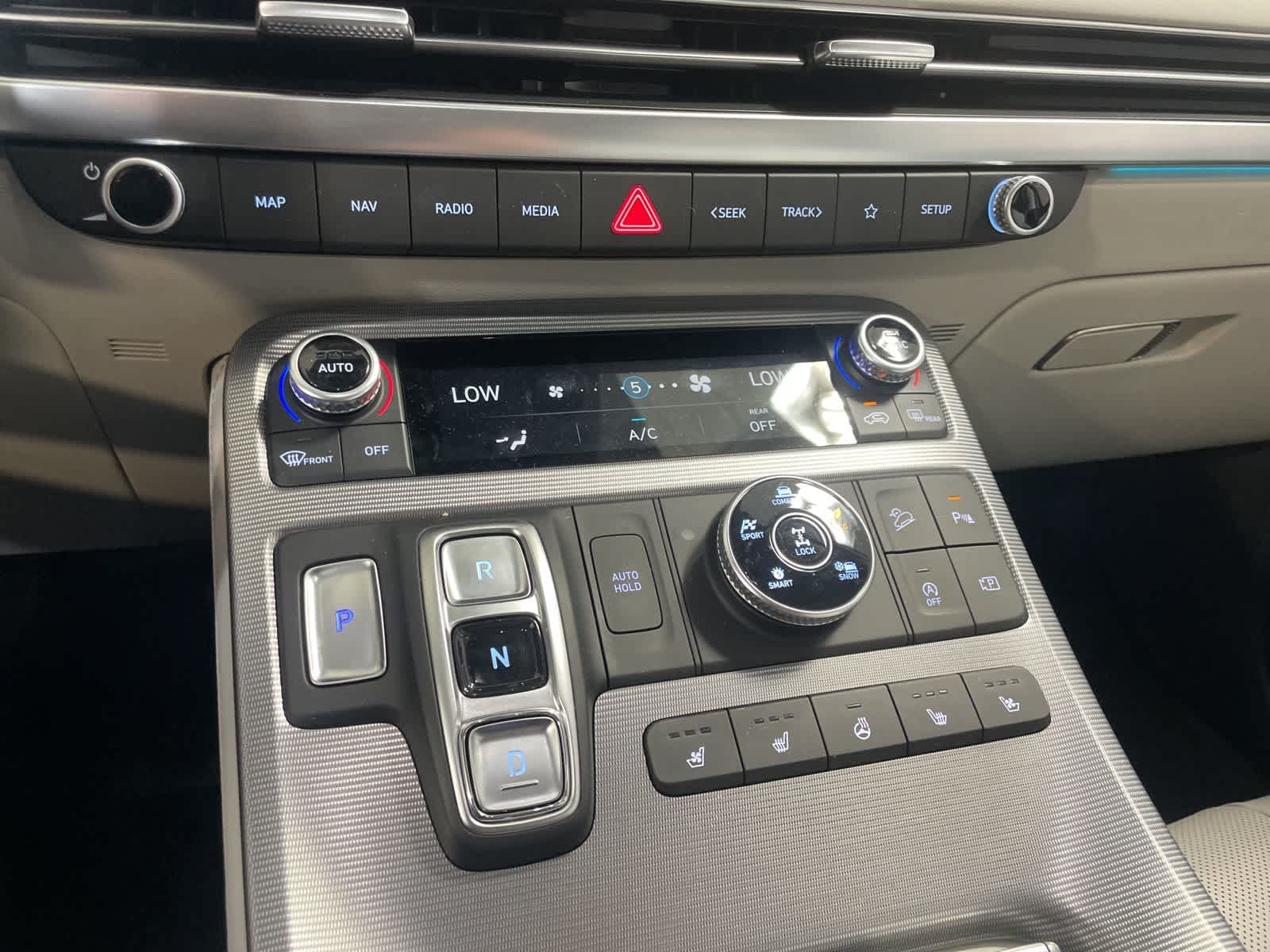 Thumbnail: 2025 Hyundai Palisade - 26