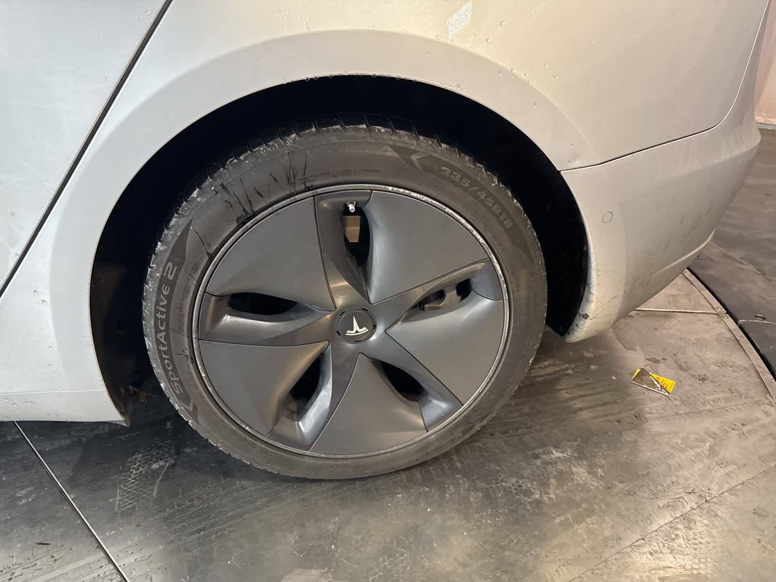 Thumbnail: 2018 Tesla Model 3 - 14