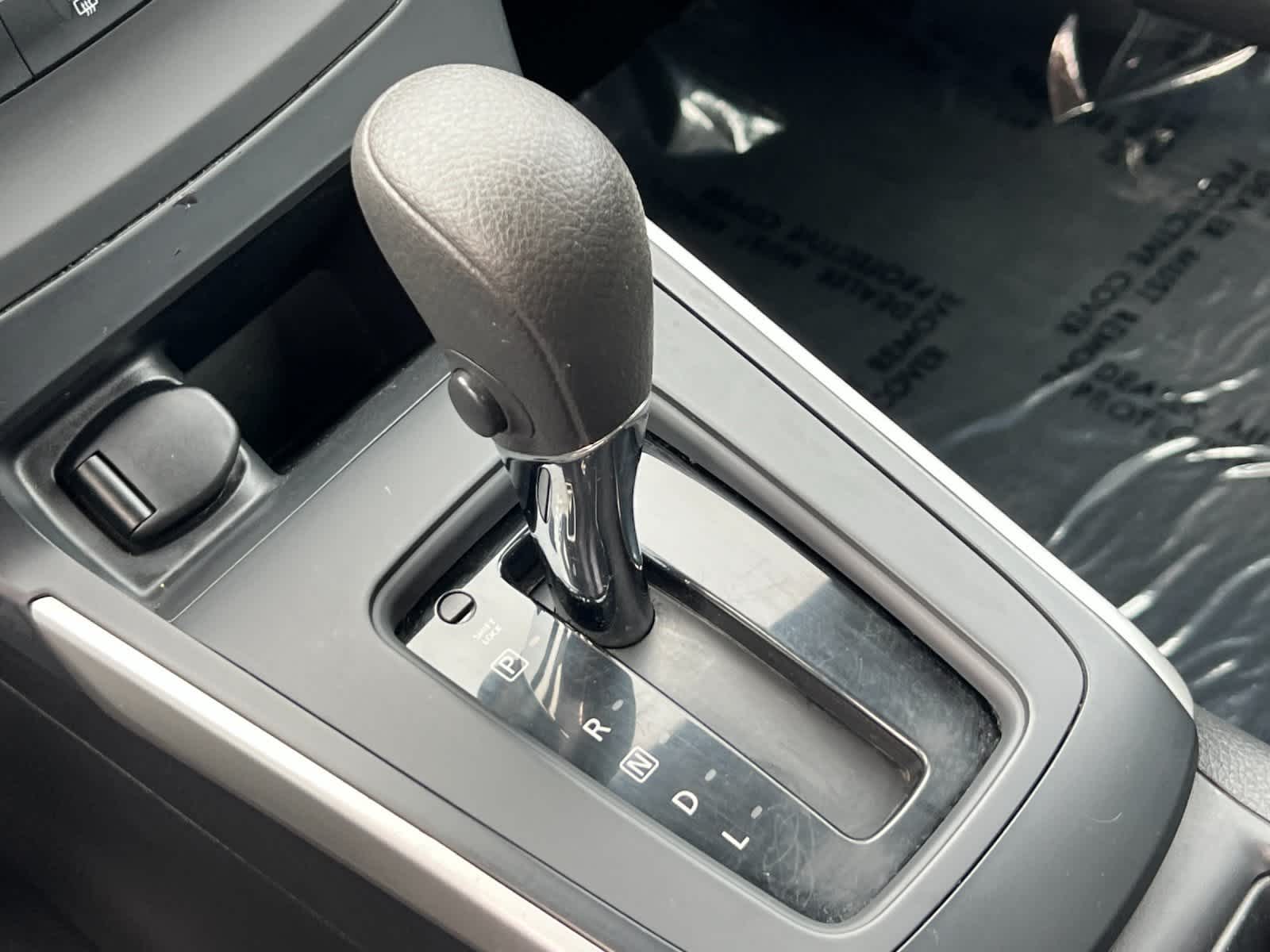 Thumbnail: 2016 Nissan Sentra - 19