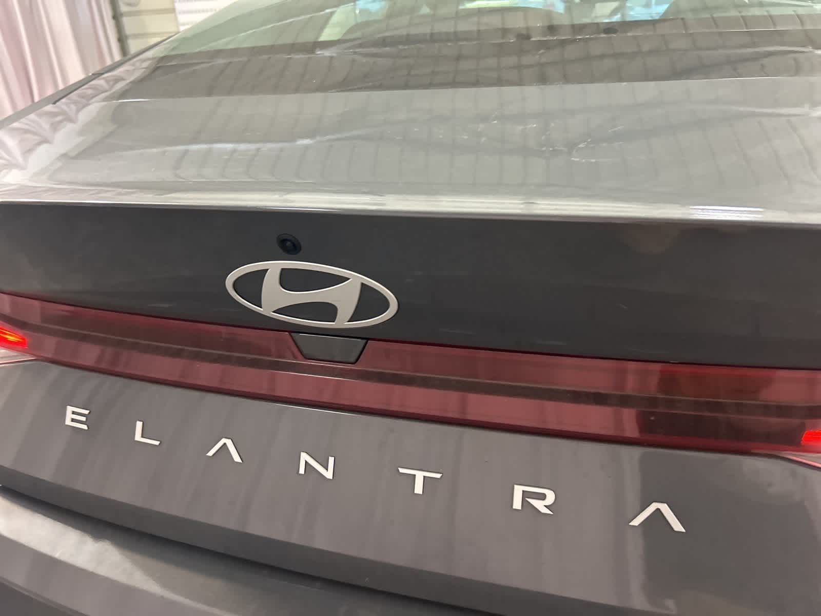 Thumbnail: 2025 Hyundai Elantra - 10