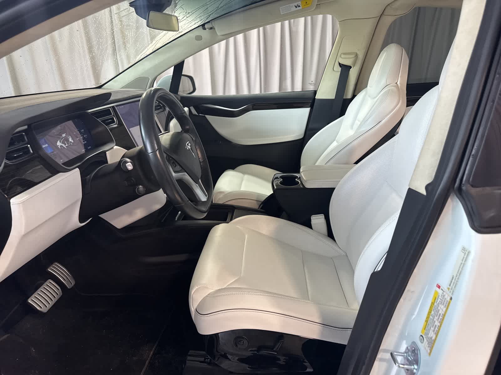 Thumbnail: 2016 Tesla Model X - 20