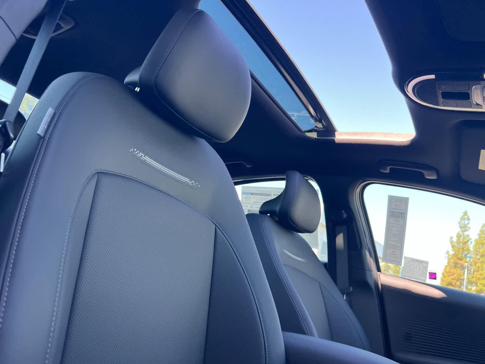 Thumbnail: 2025 Hyundai Ioniq 6 - 16