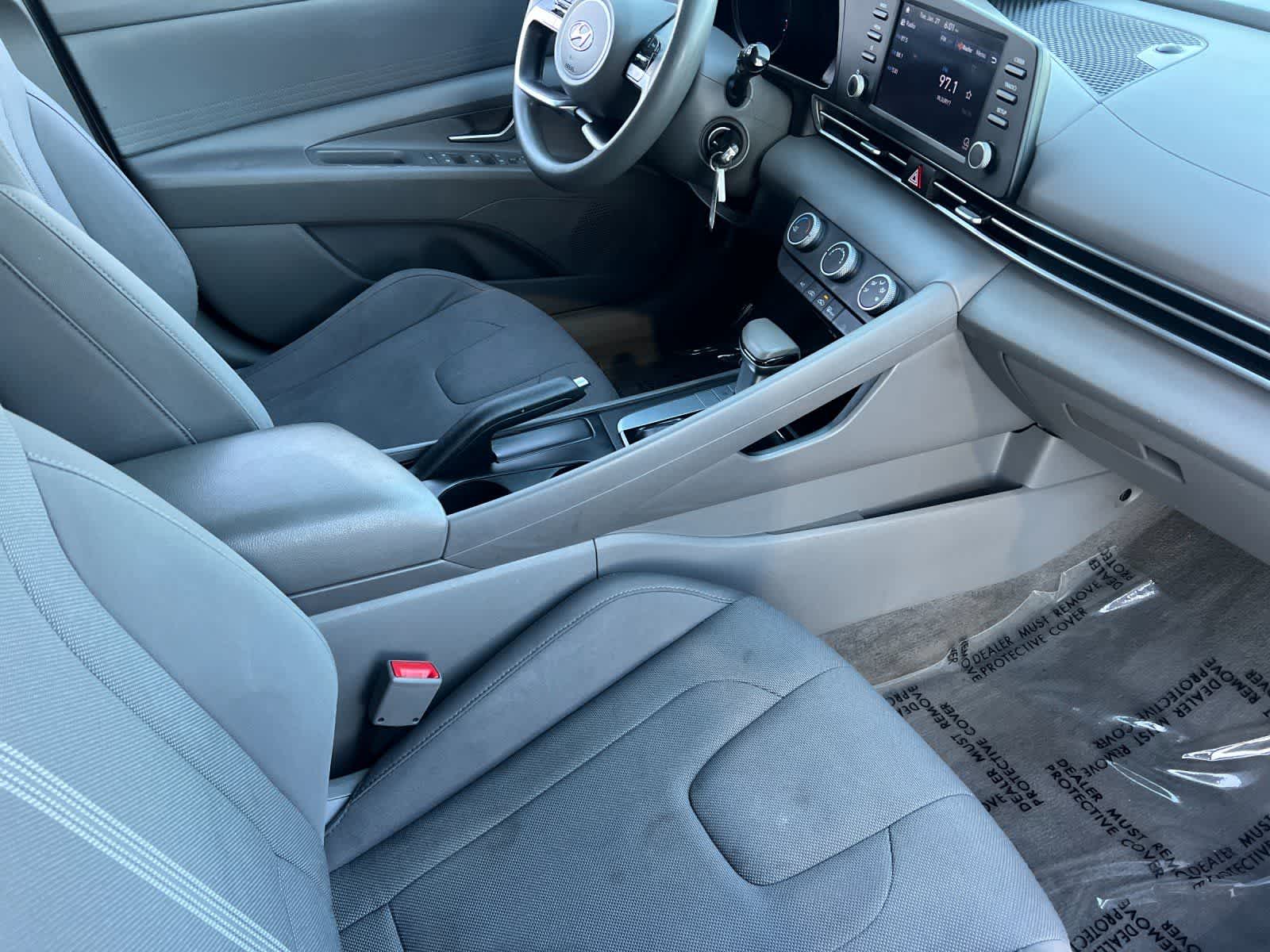 Thumbnail: 2021 Hyundai Elantra - 16