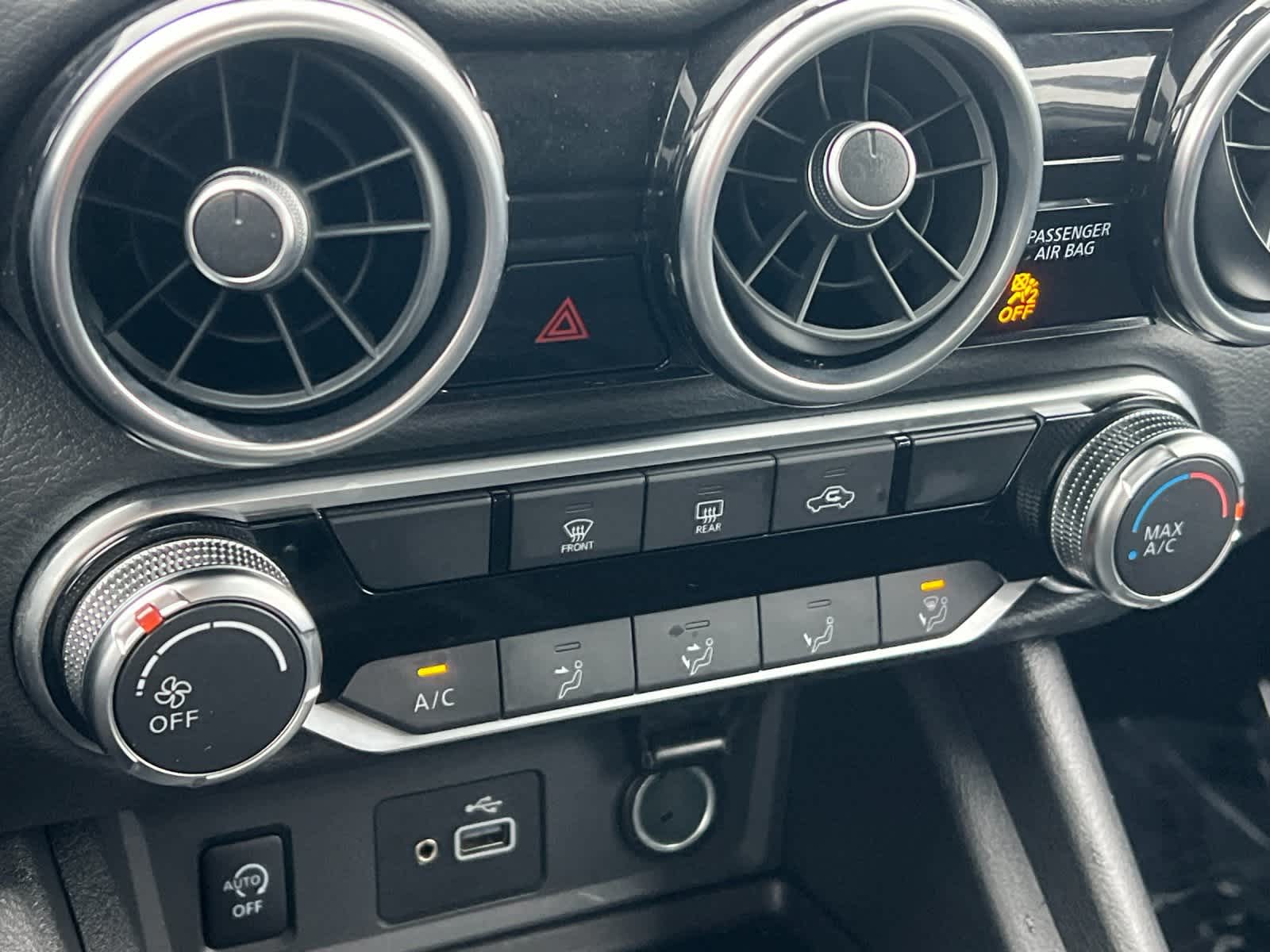 Thumbnail: 2025 Nissan Sentra - 20