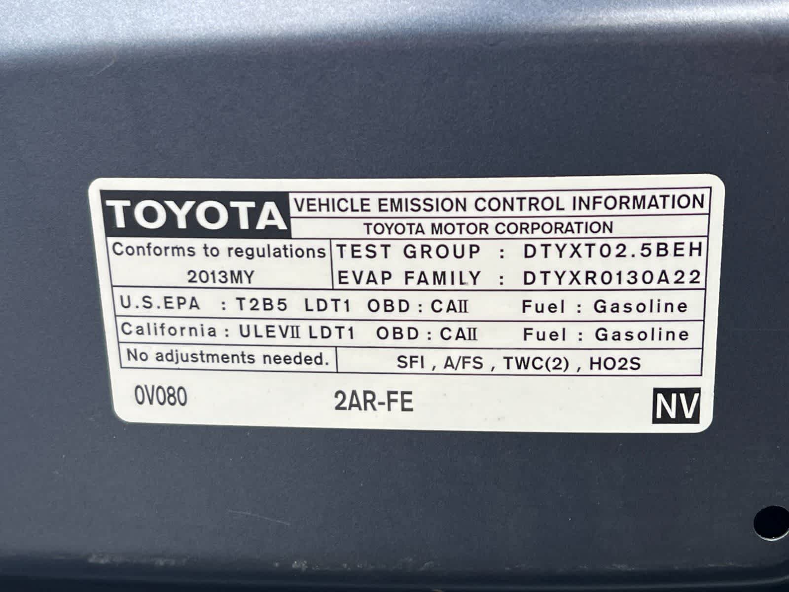 Thumbnail: 2013 Toyota RAV4 - 28