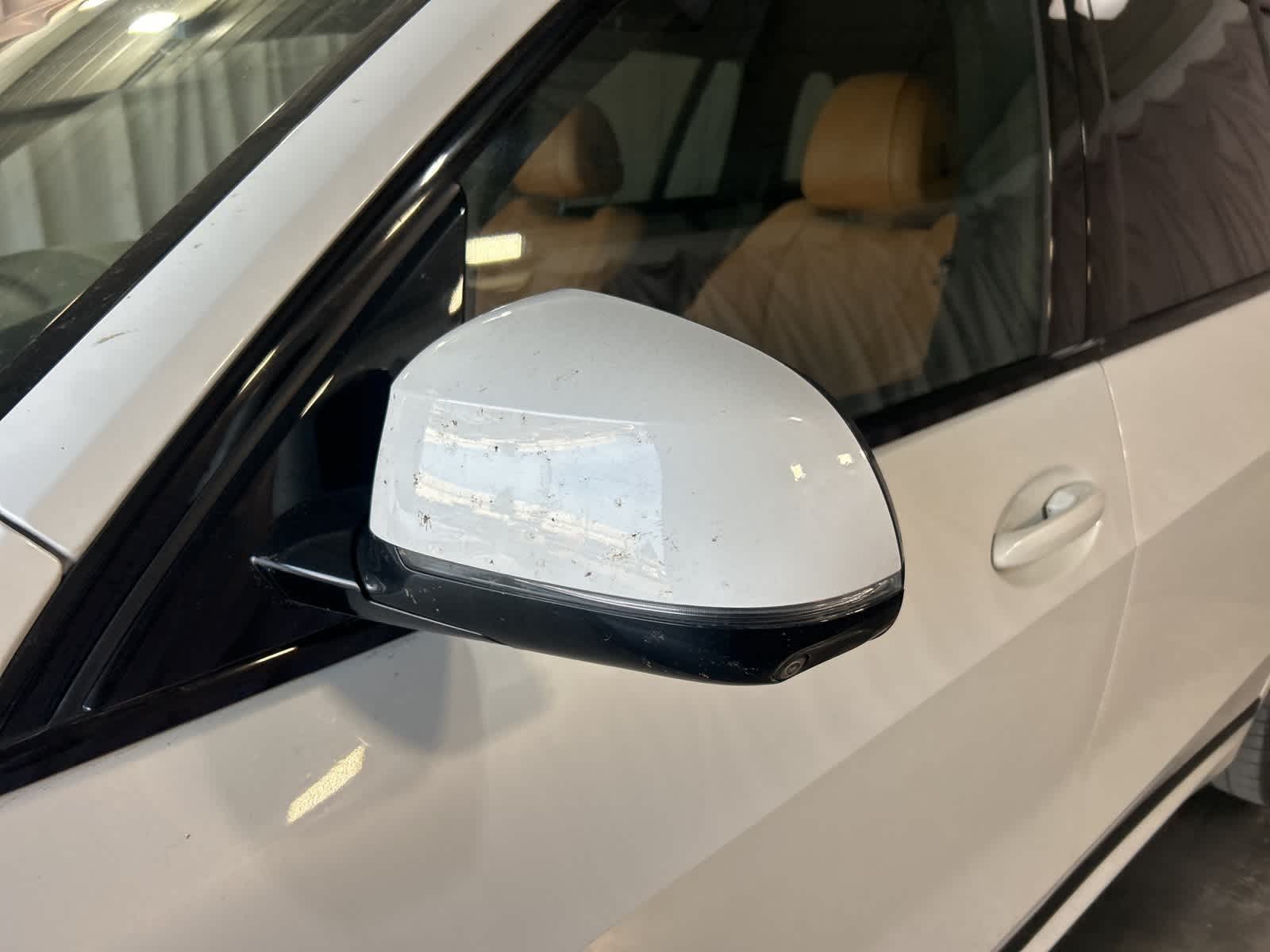 Thumbnail: 2022 BMW X7 - 16