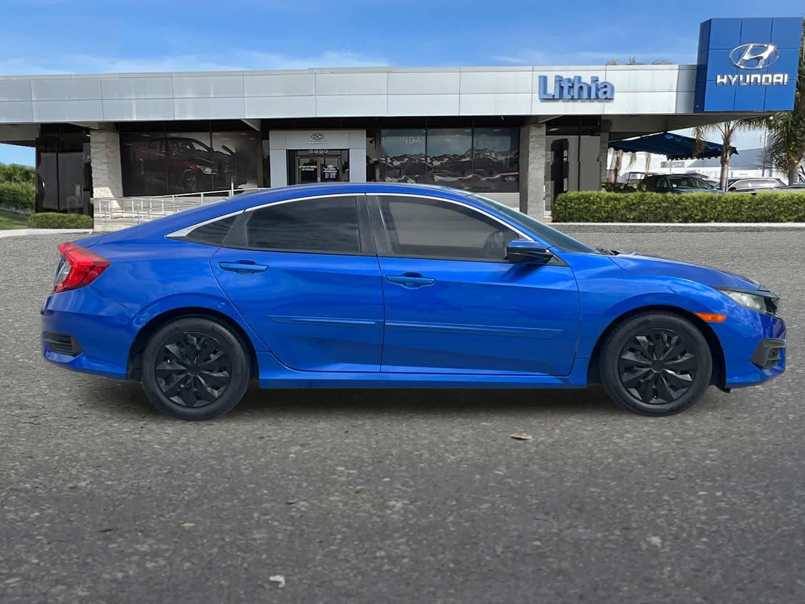 Thumbnail: 2016 Honda Civic - 9