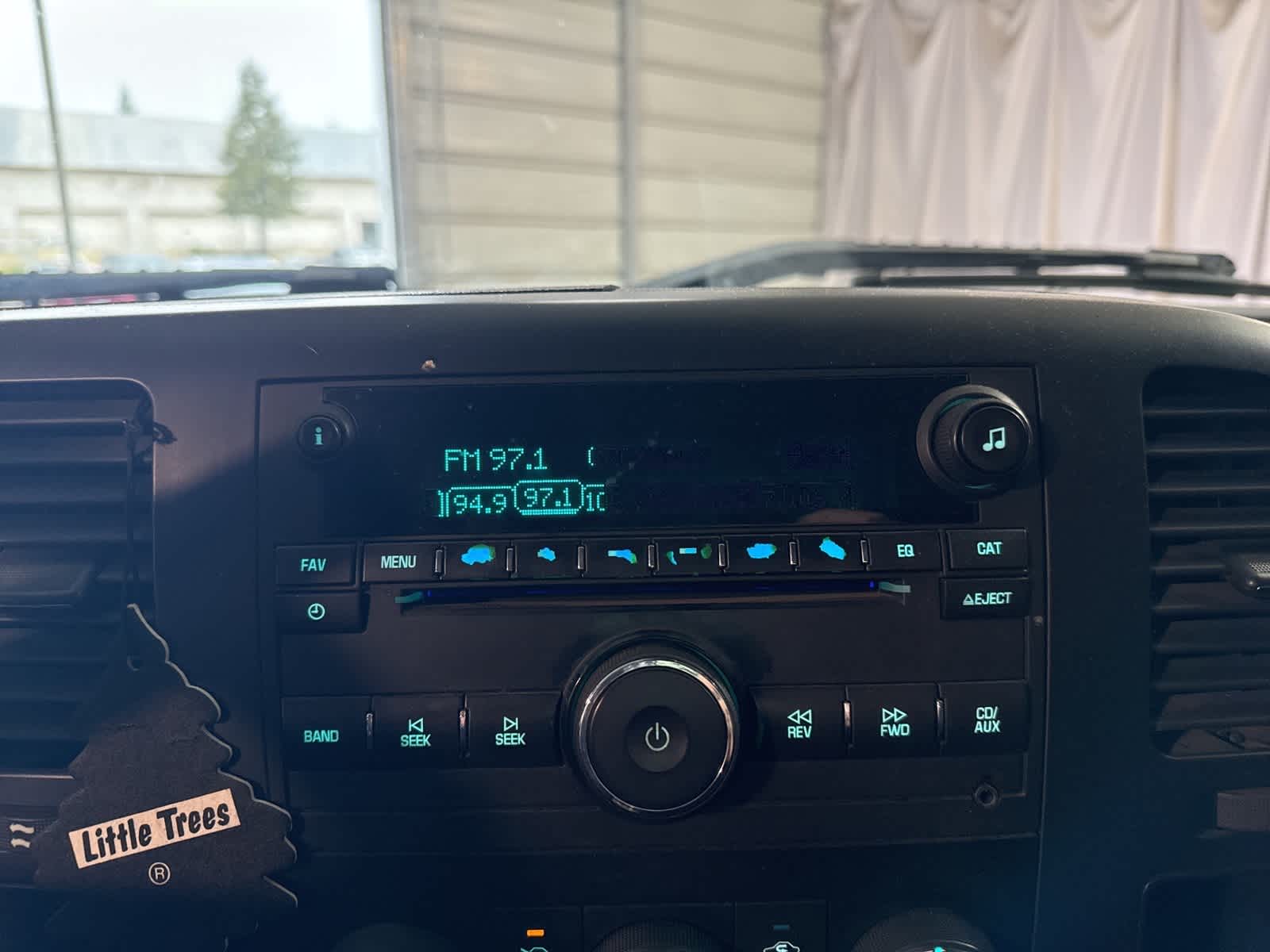 Thumbnail: 2007 Chevrolet Silverado 1500 - 20