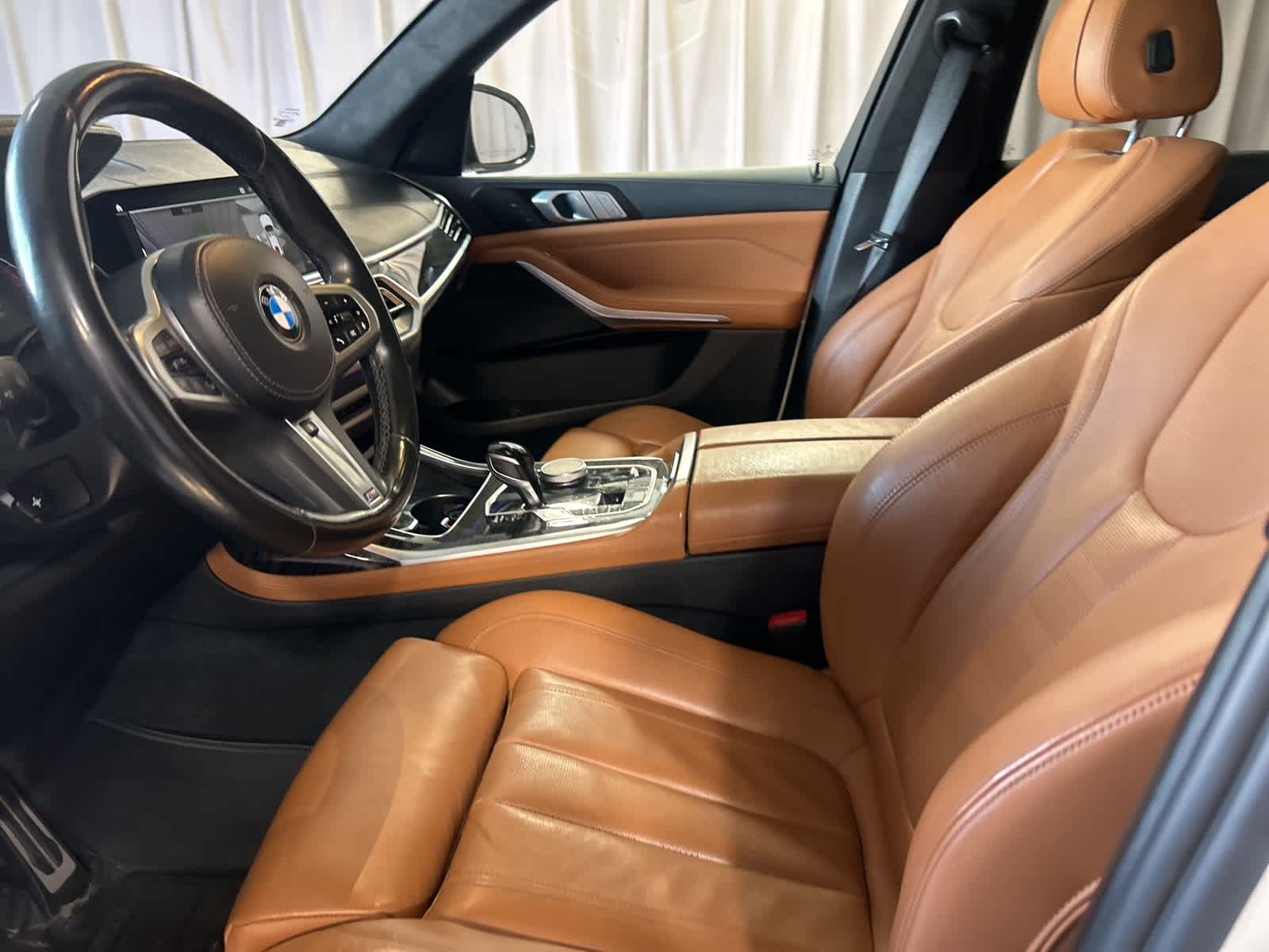 Thumbnail: 2022 BMW X7 - 26