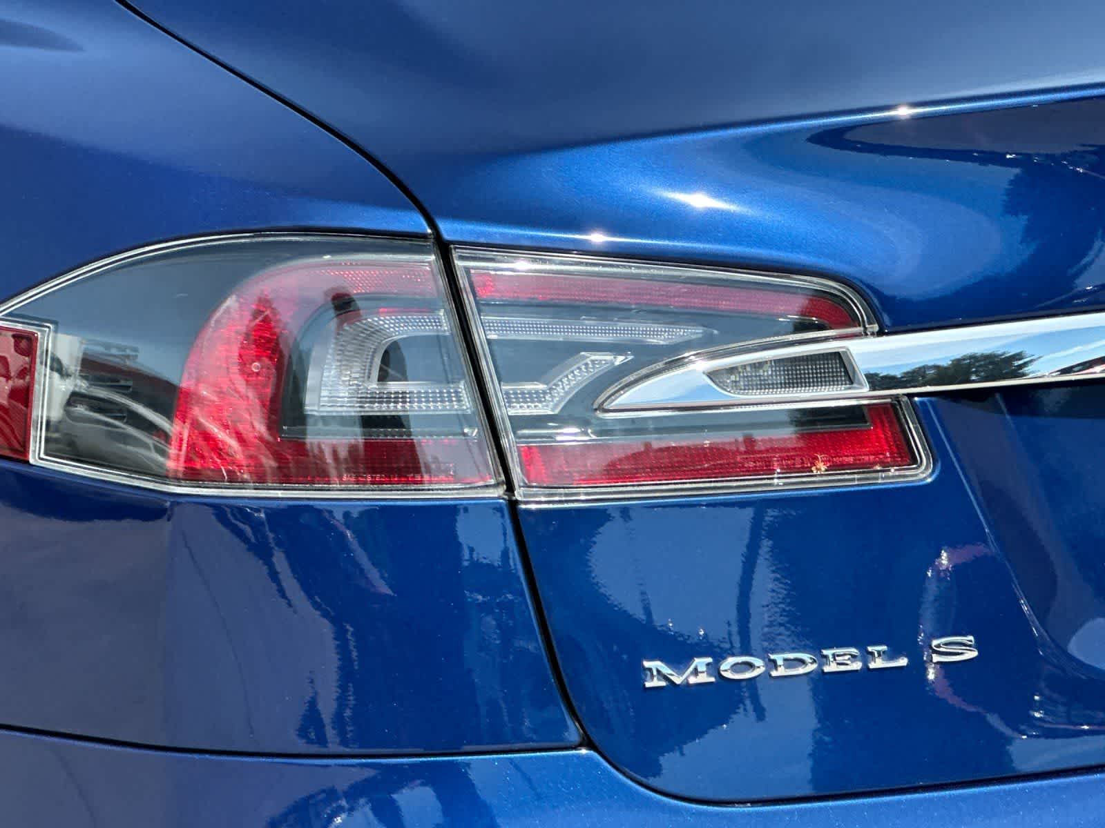 Thumbnail: 2018 Tesla Model S - 26