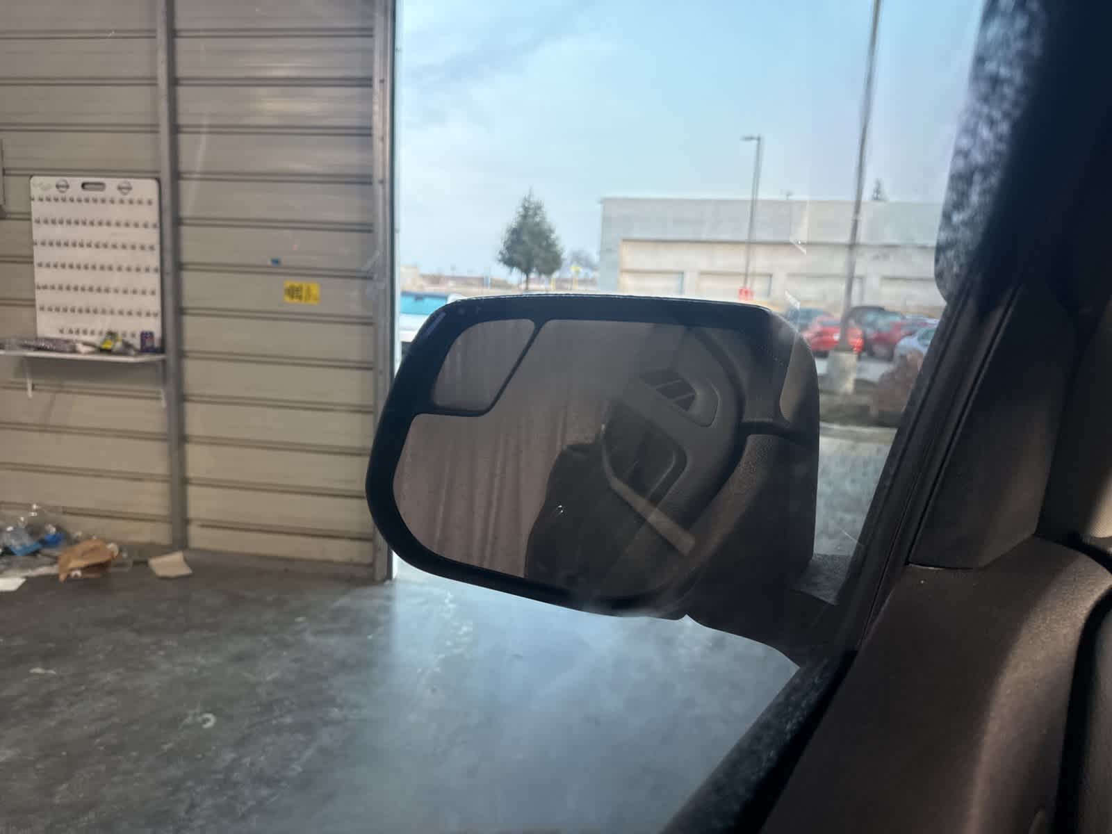 Thumbnail: 2017 Chevrolet Colorado - 27