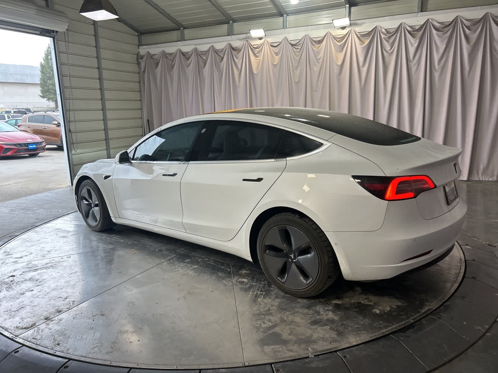 Thumbnail: 2018 Tesla Model 3 - 13