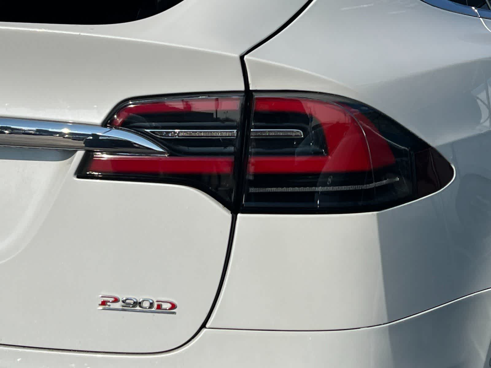 Thumbnail: 2016 Tesla Model X - 28