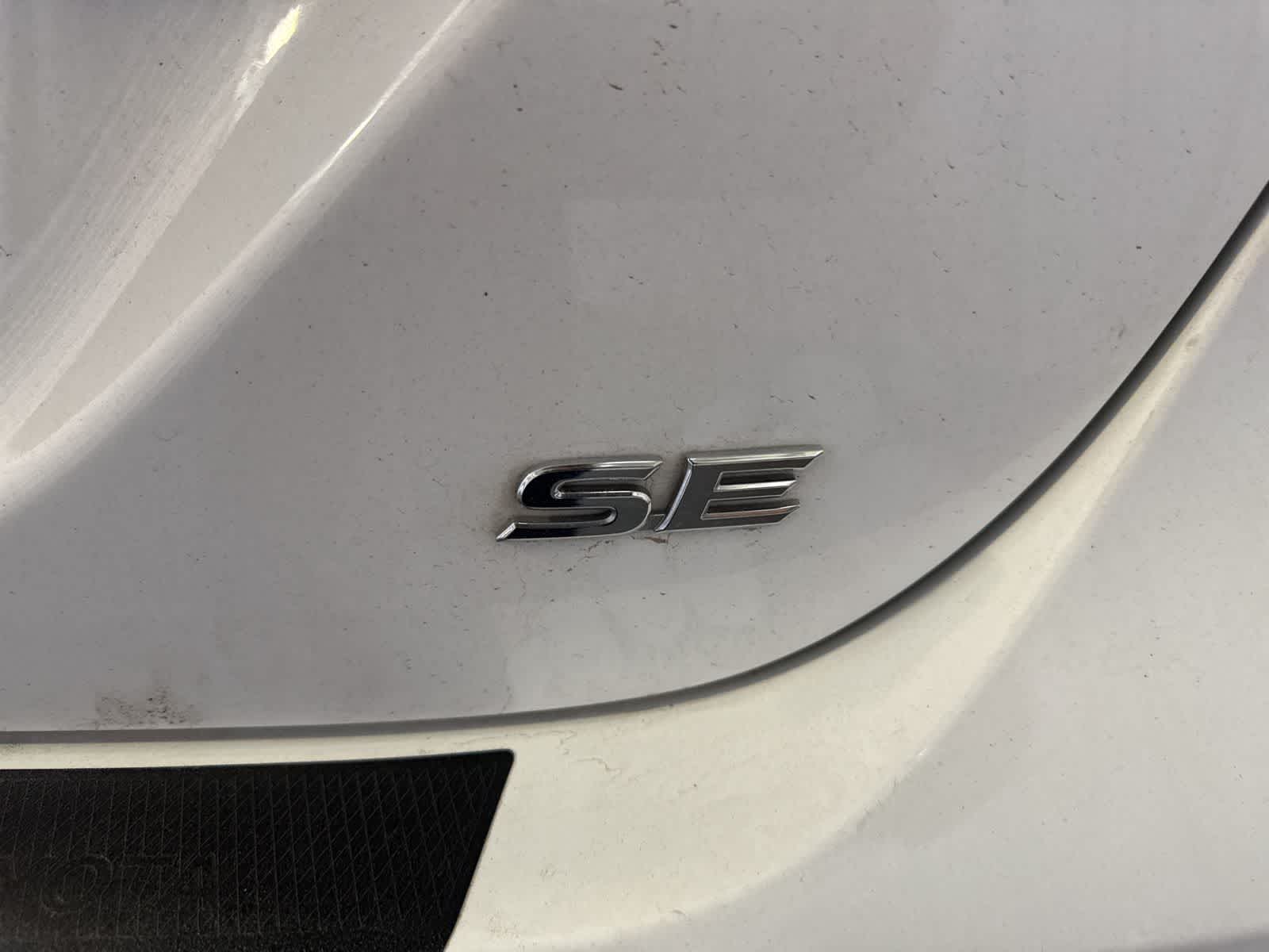 Thumbnail: 2019 Toyota Camry - 12