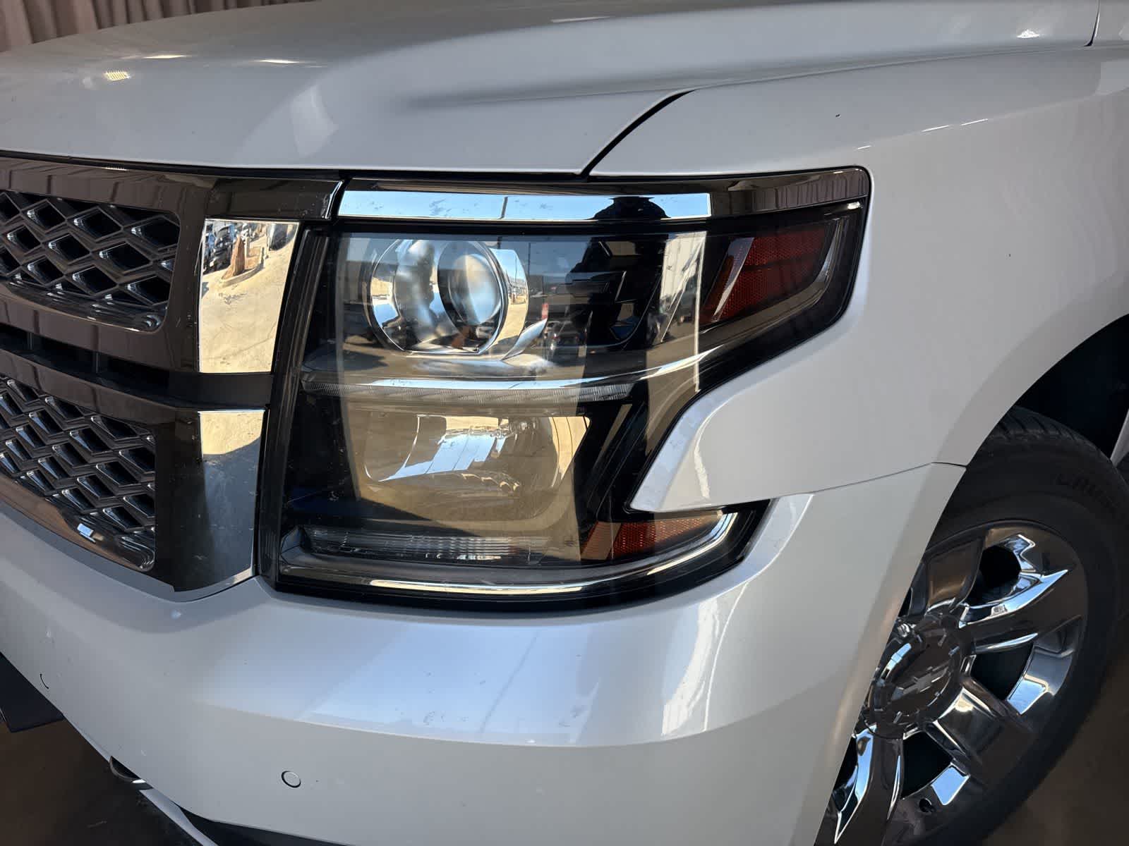 Thumbnail: 2018 Chevrolet Tahoe - 9