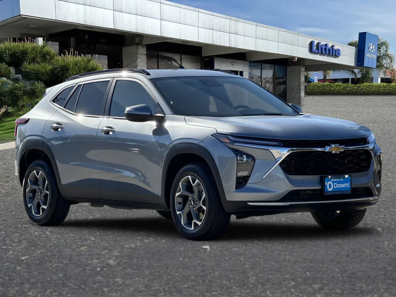 Thumbnail: 2026 Chevrolet Trax - 10