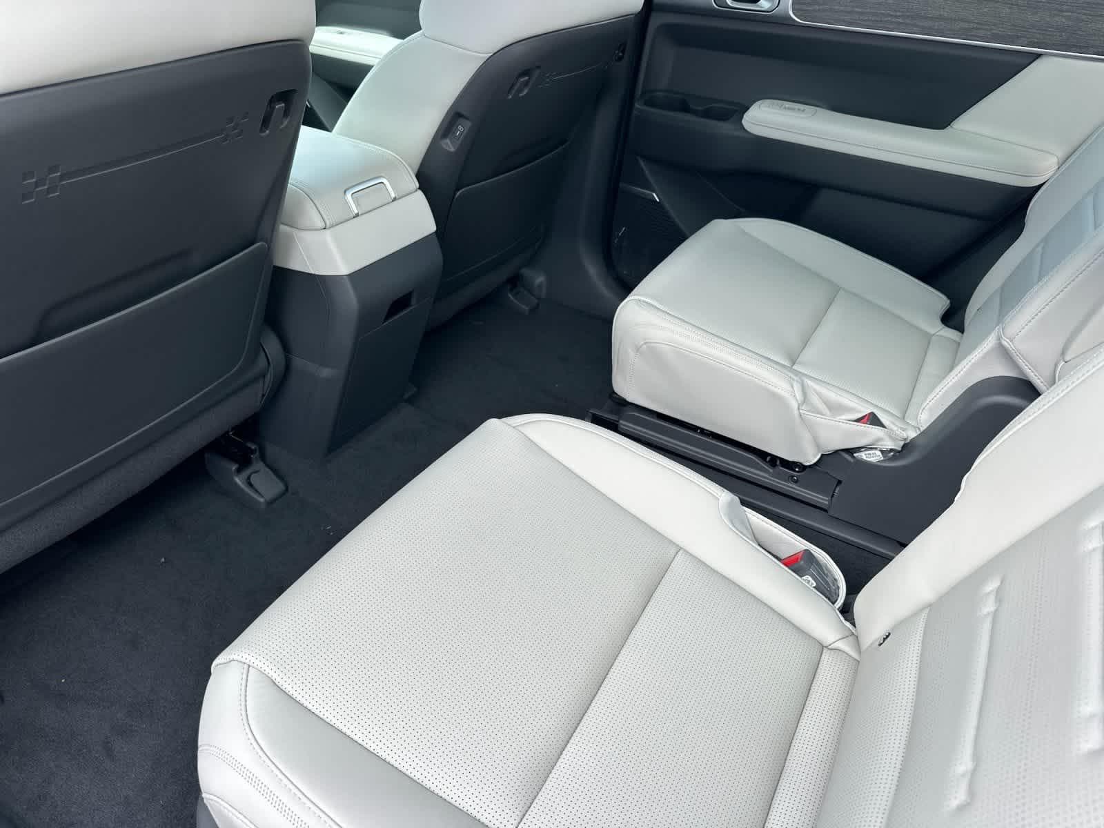 Thumbnail: 2026 Hyundai Santa Fe - 4