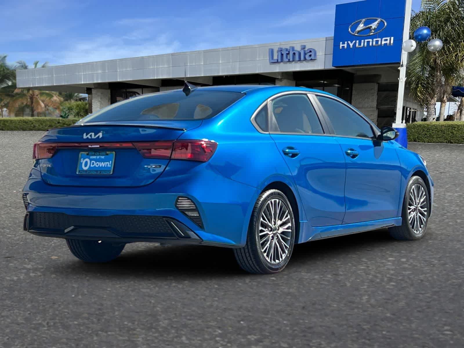 2023 Kia Forte GT-Line photo 2