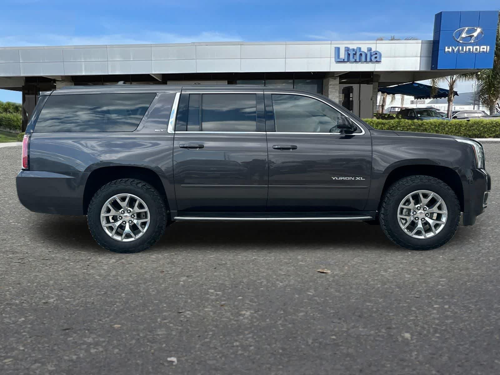 Thumbnail: 2018 GMC Yukon XL - 9