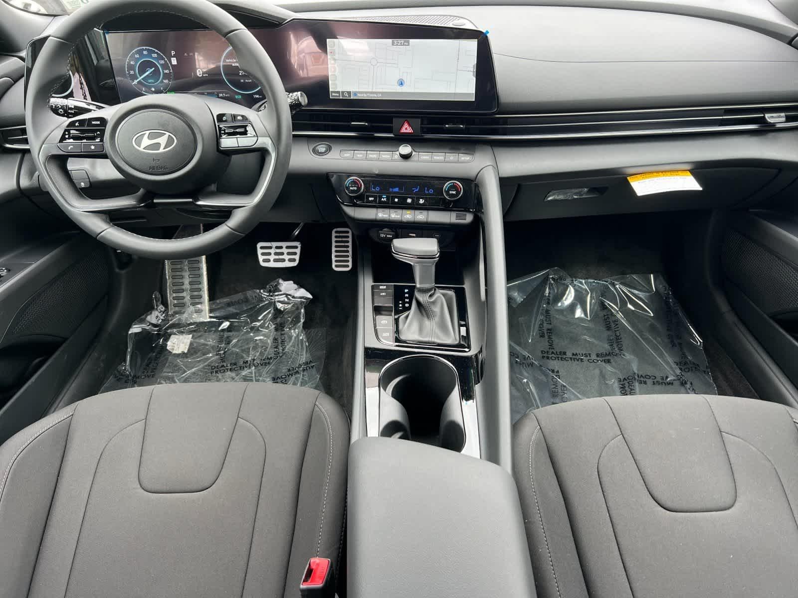 Thumbnail: 2025 Hyundai Elantra - 3