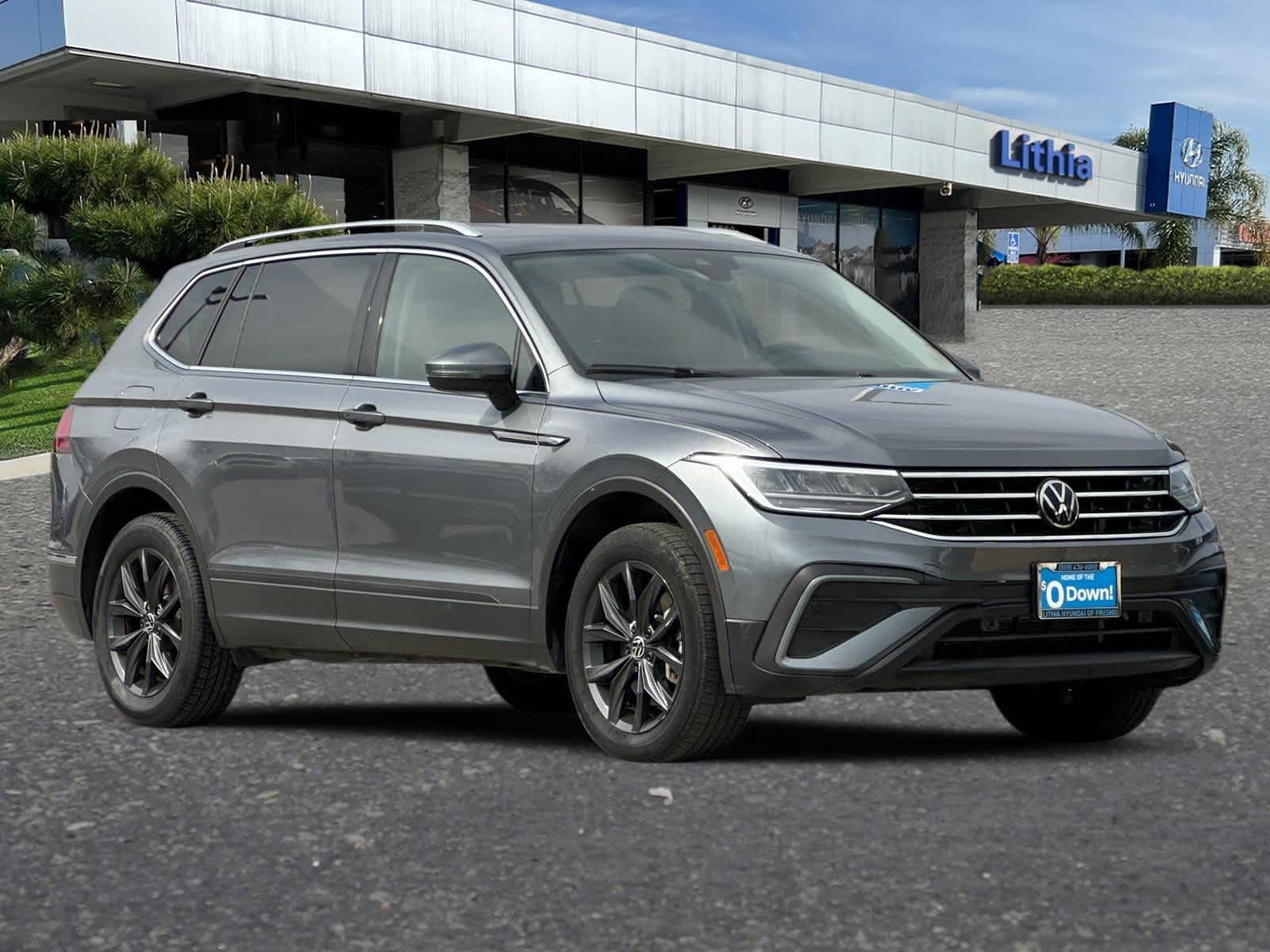 Thumbnail: 2024 Volkswagen Tiguan - 10