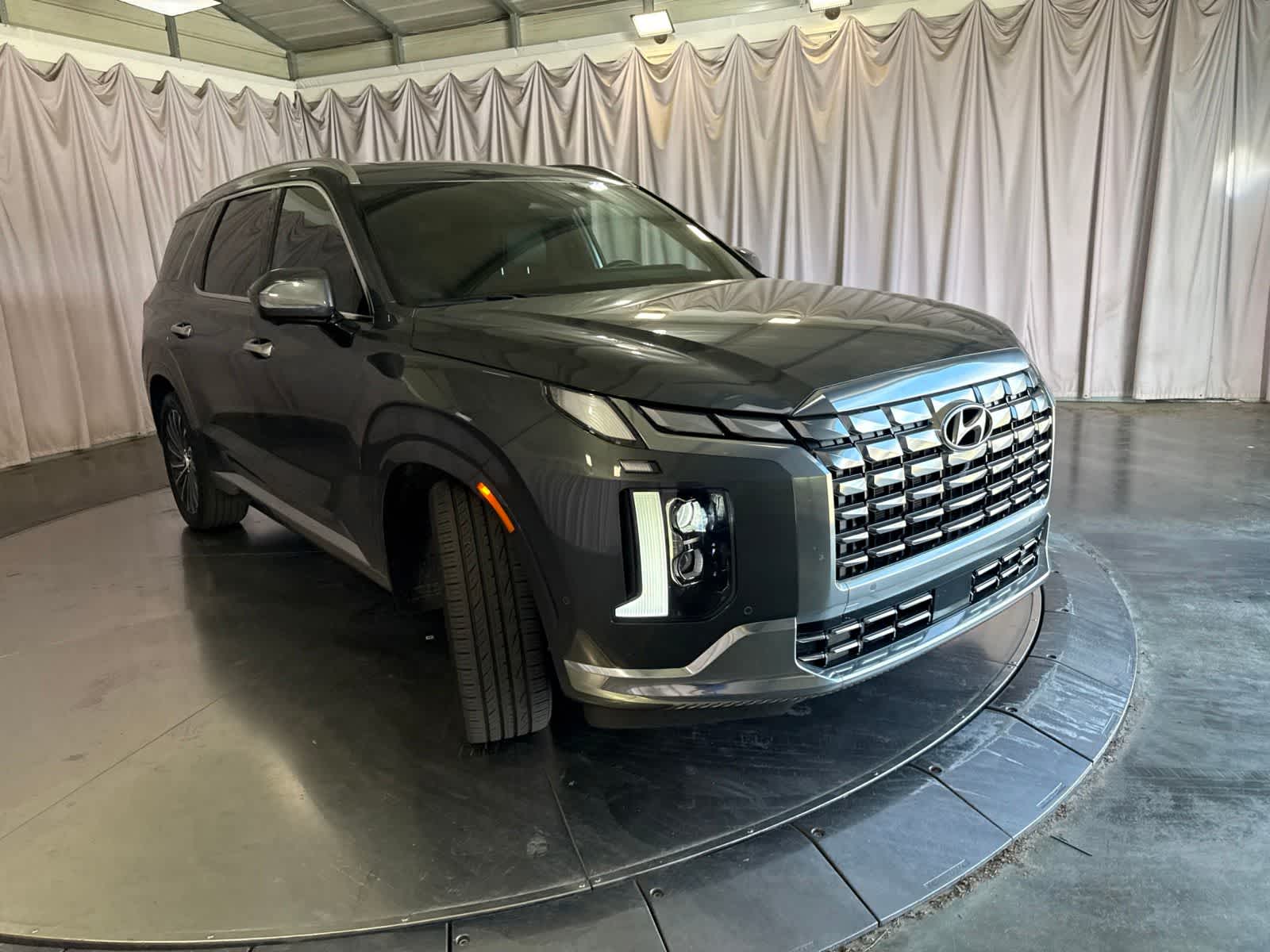 Thumbnail: 2023 Hyundai Palisade - 2