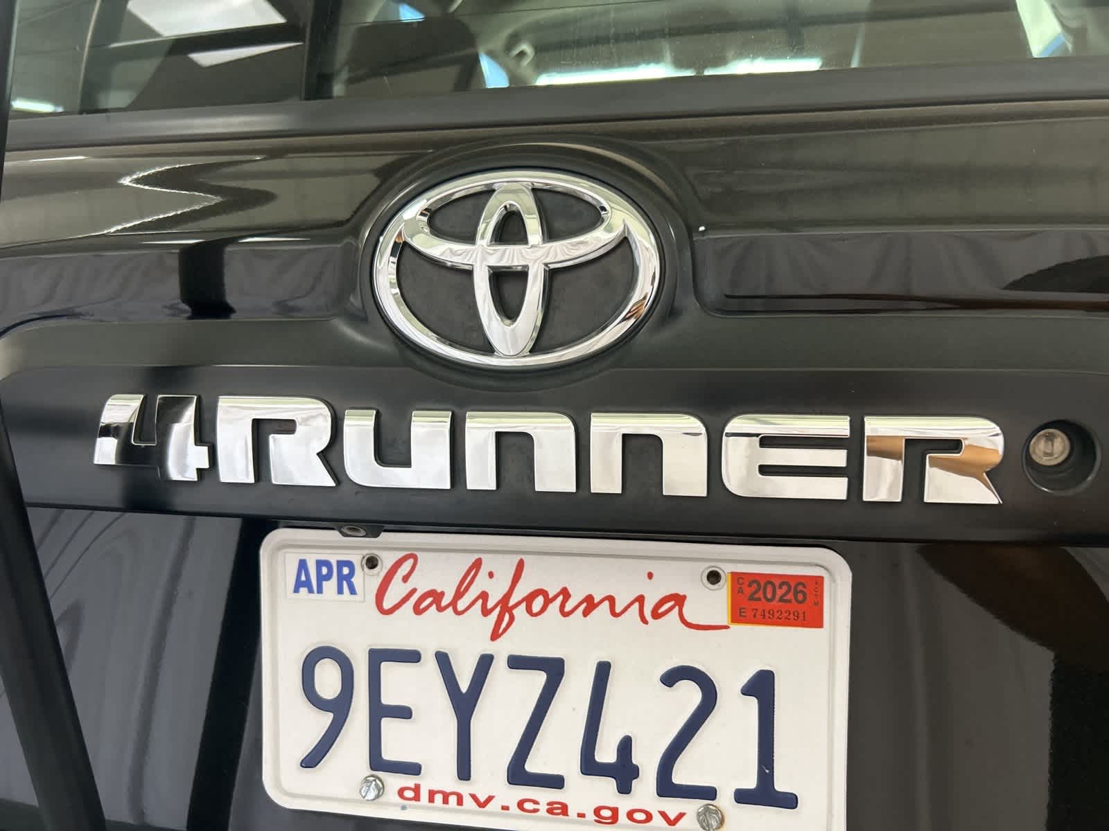 Thumbnail: 2015 Toyota 4Runner - 12