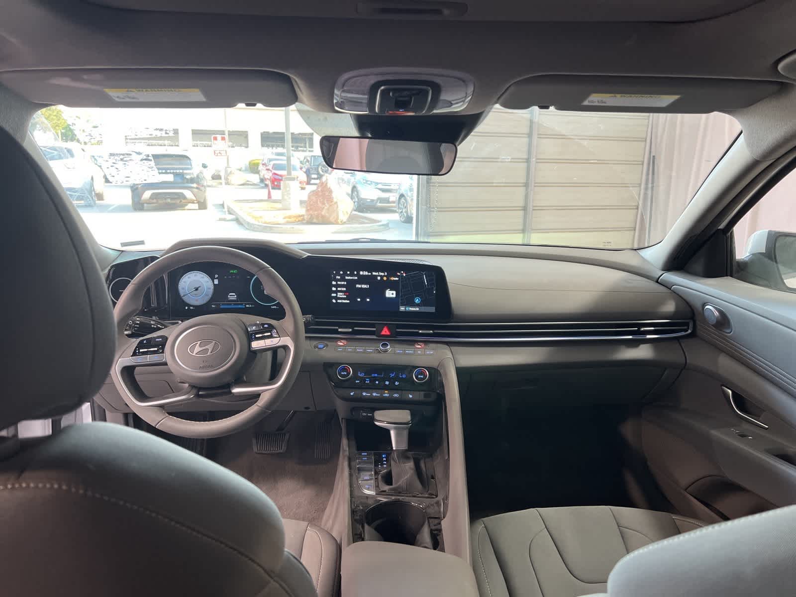 Thumbnail: 2025 Hyundai Elantra - 31