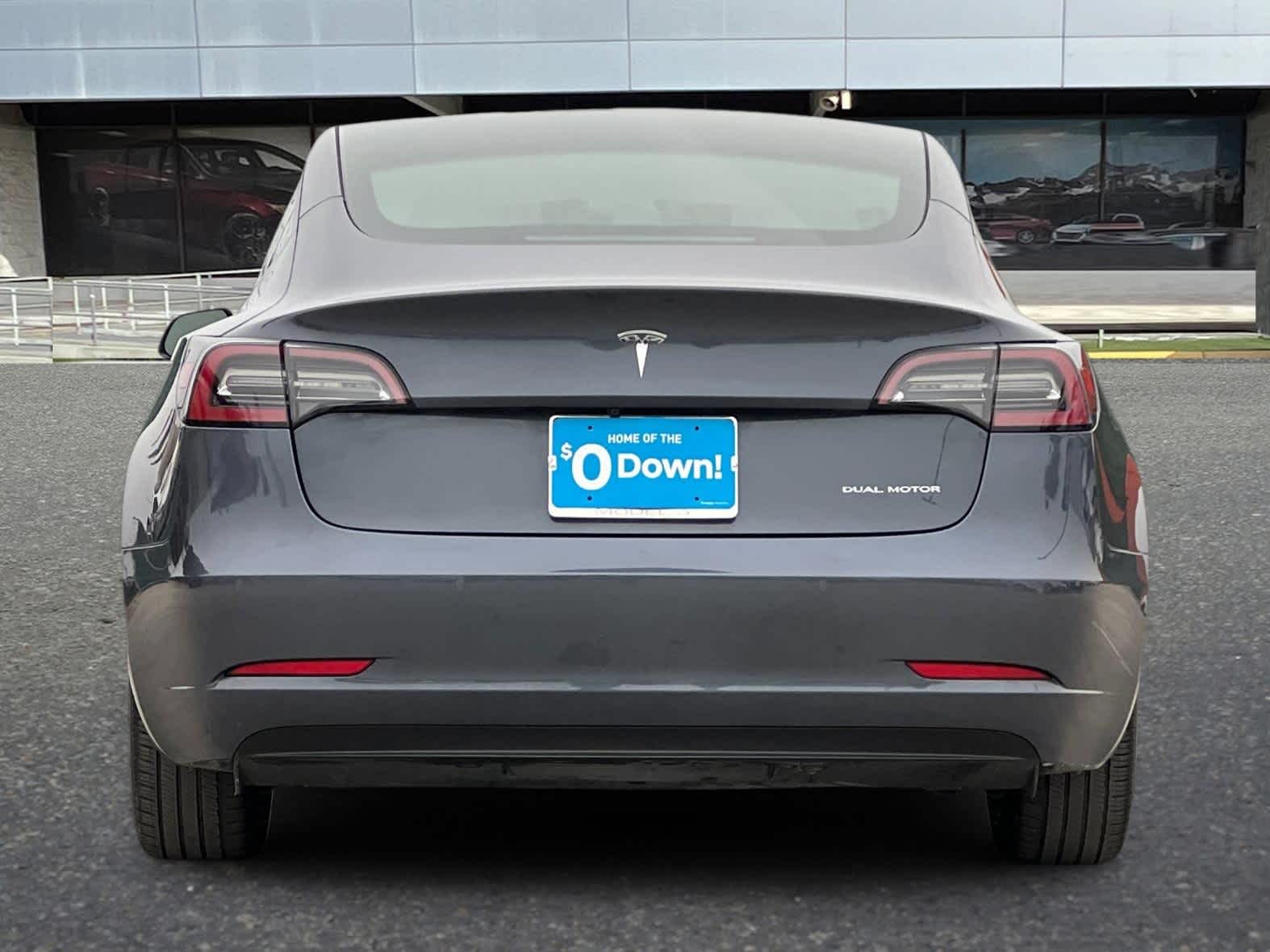 Thumbnail: 2021 Tesla Model 3 - 7