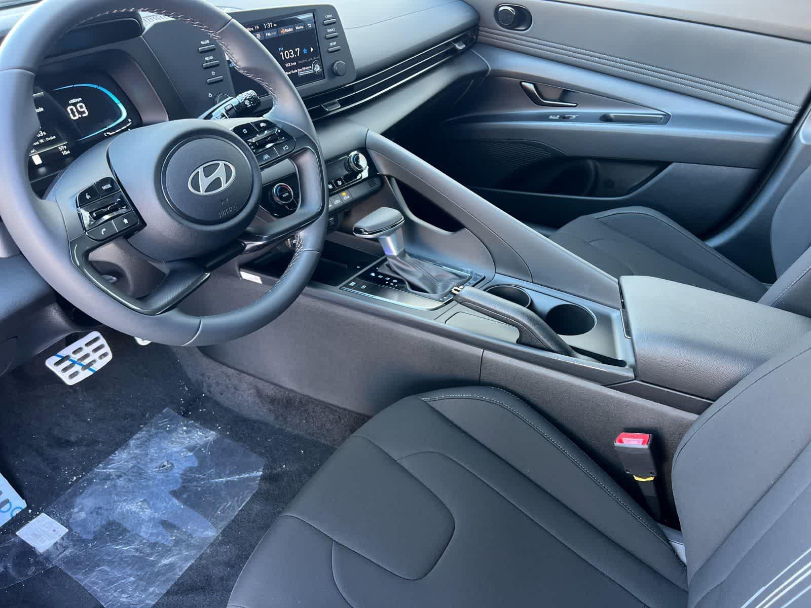 Thumbnail: 2026 Hyundai Elantra - 12