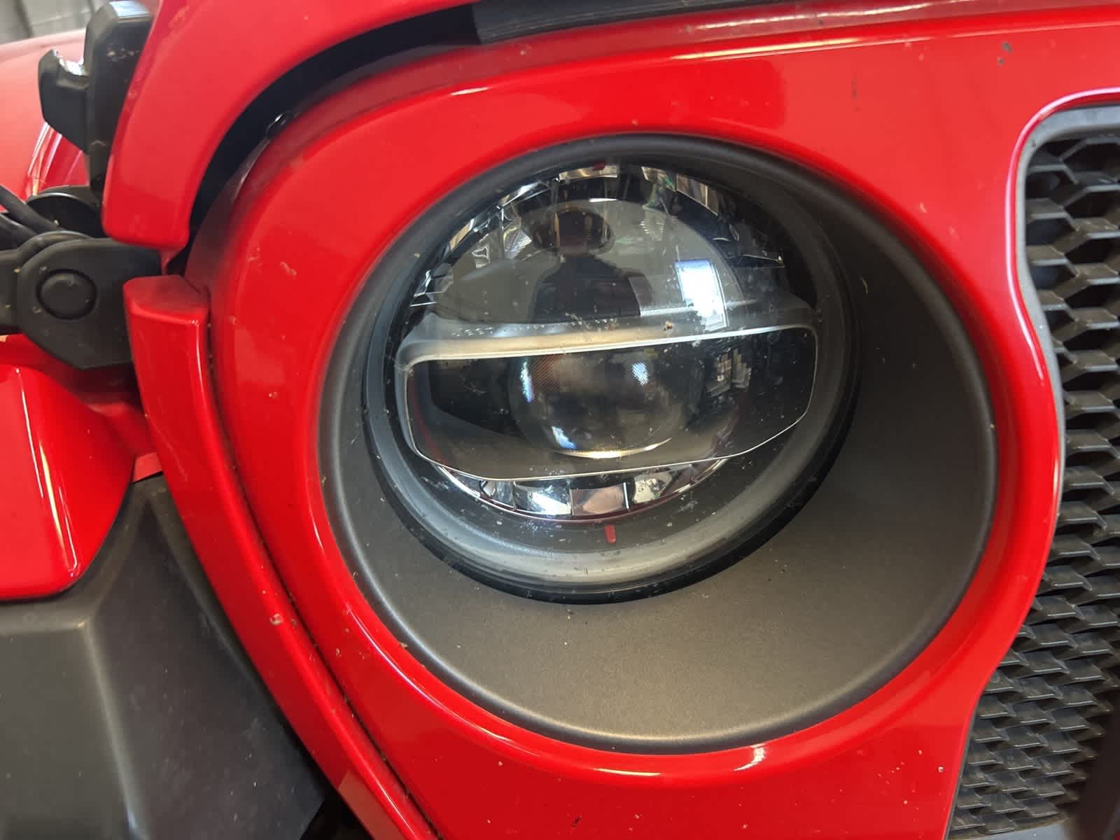 Thumbnail: 2019 Jeep Wrangler - 3