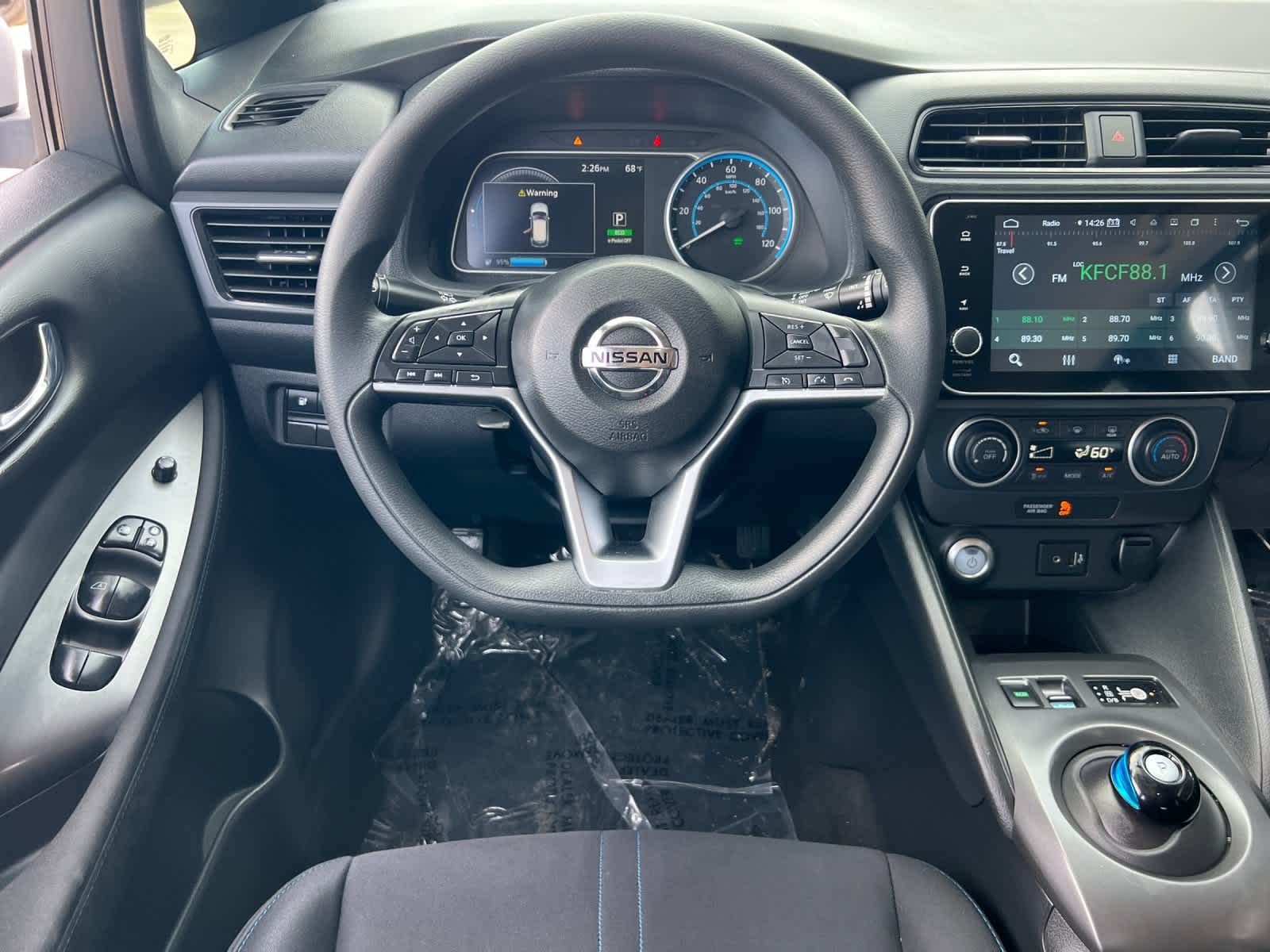 Thumbnail: 2018 Nissan Leaf - 14