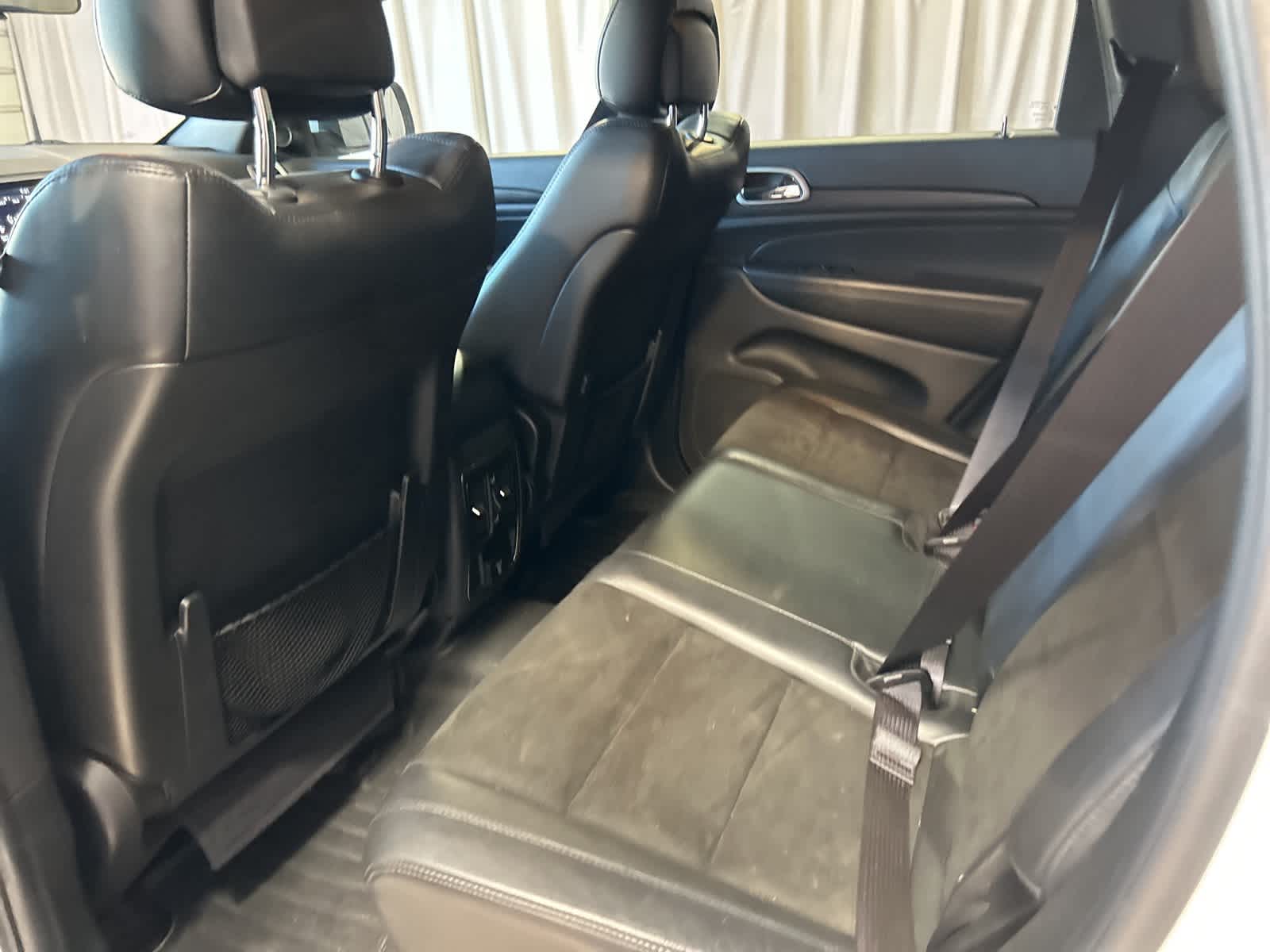 Thumbnail: 2021 Jeep Grand Cherokee - 20