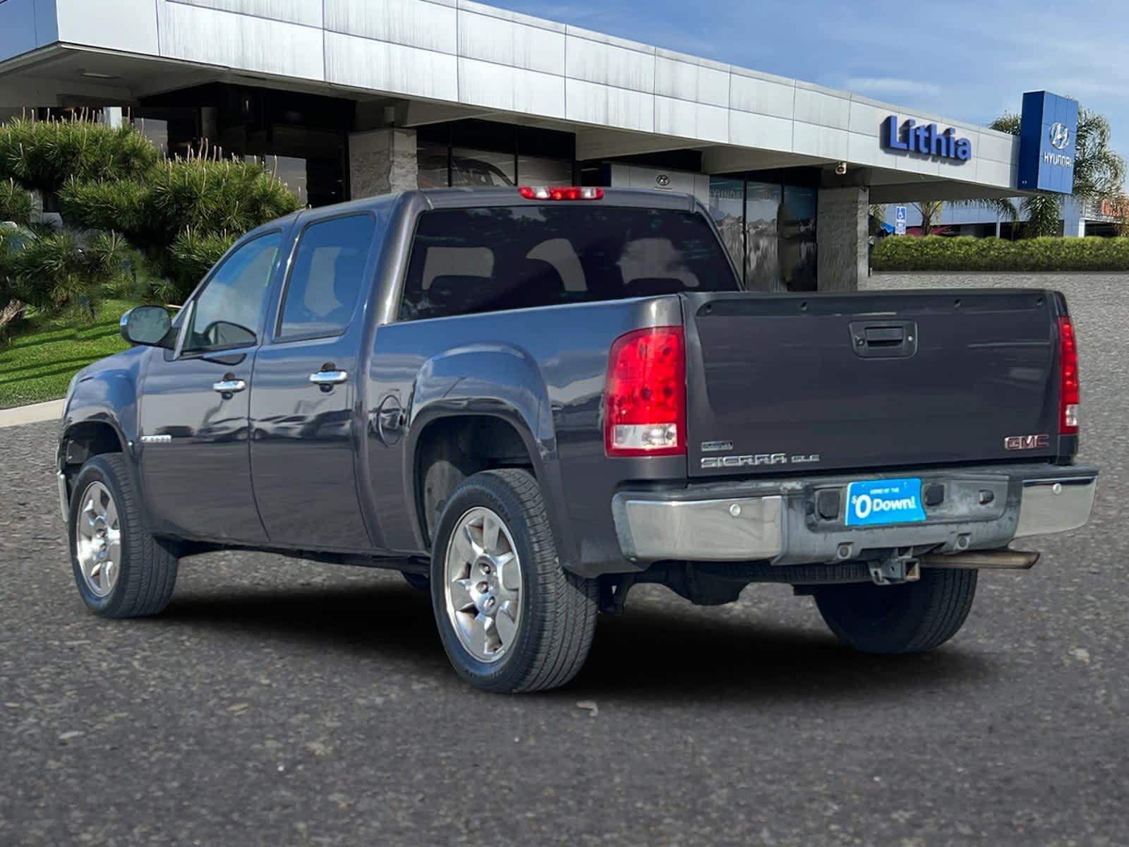 Thumbnail: 2010 GMC Sierra 1500 - 7