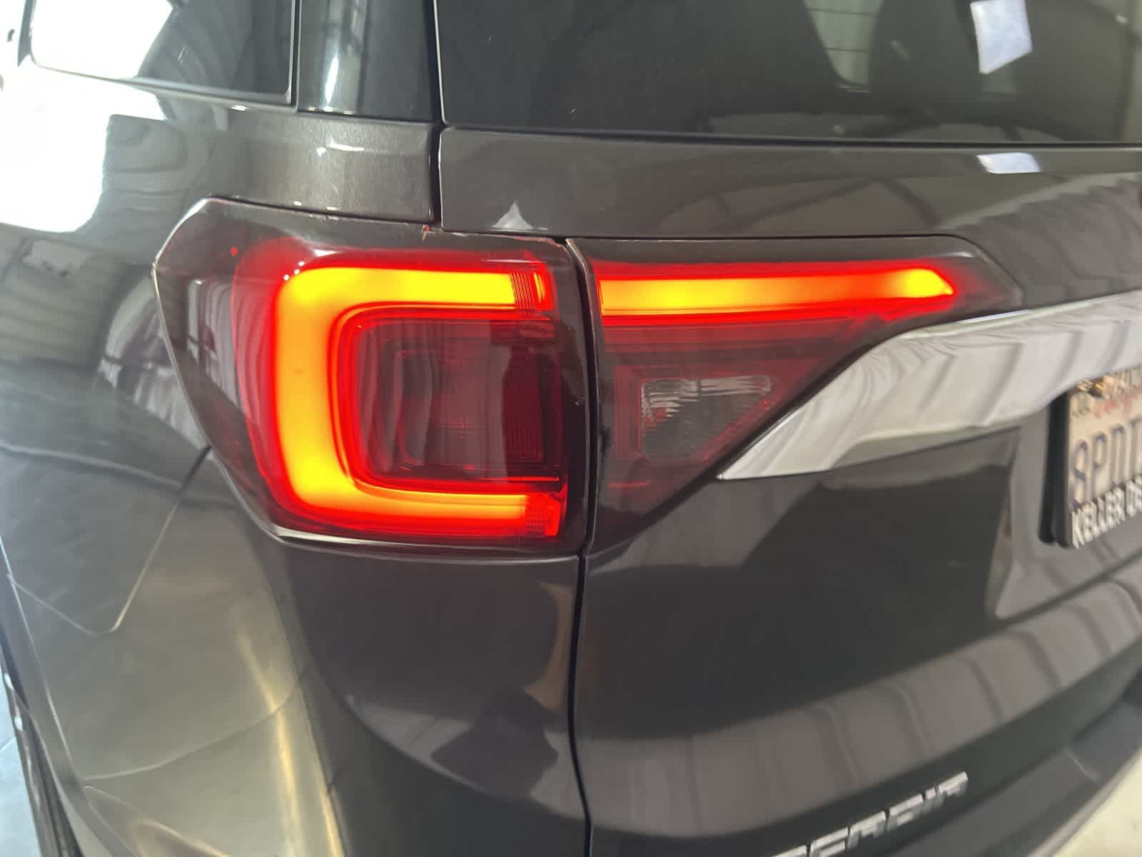 Thumbnail: 2018 GMC Acadia - 14