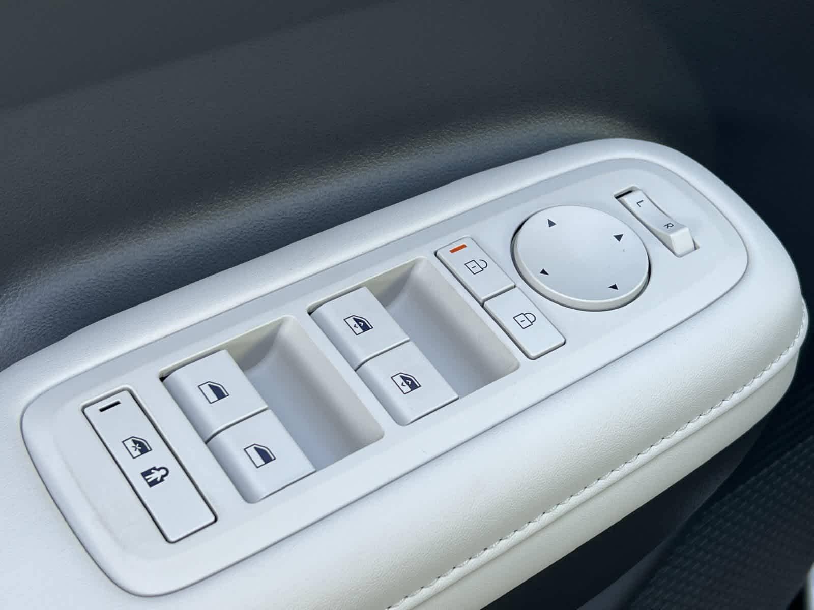 Thumbnail: 2026 Hyundai Santa Fe - 13