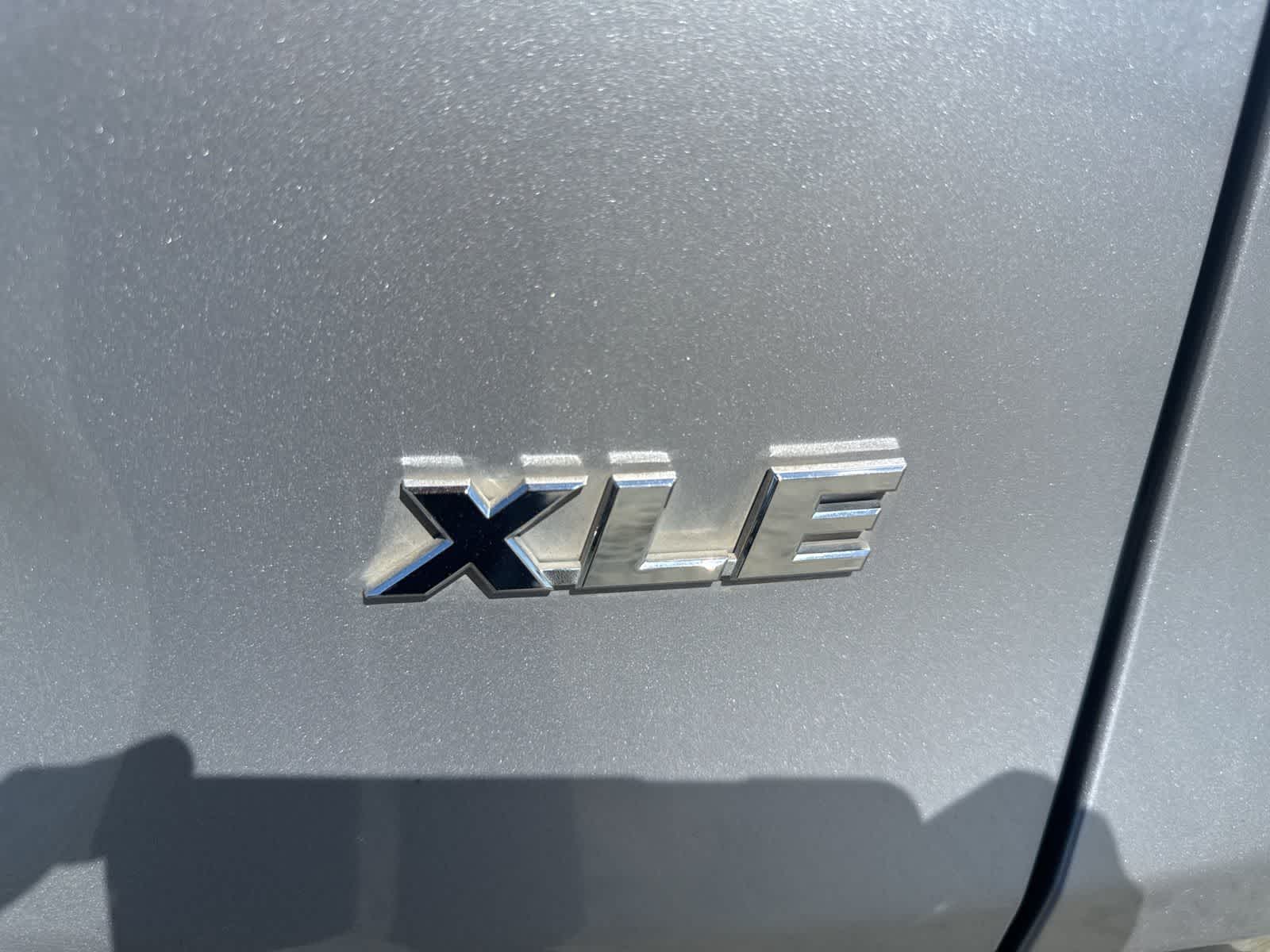 Thumbnail: 2020 Toyota RAV4 - 14