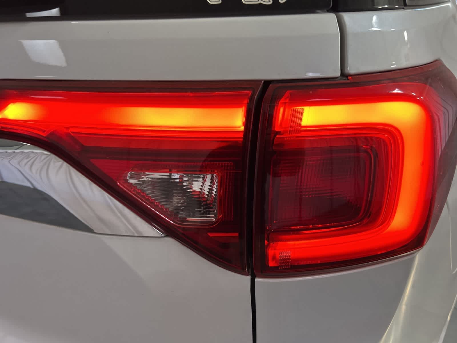Thumbnail: 2017 GMC Acadia - 10