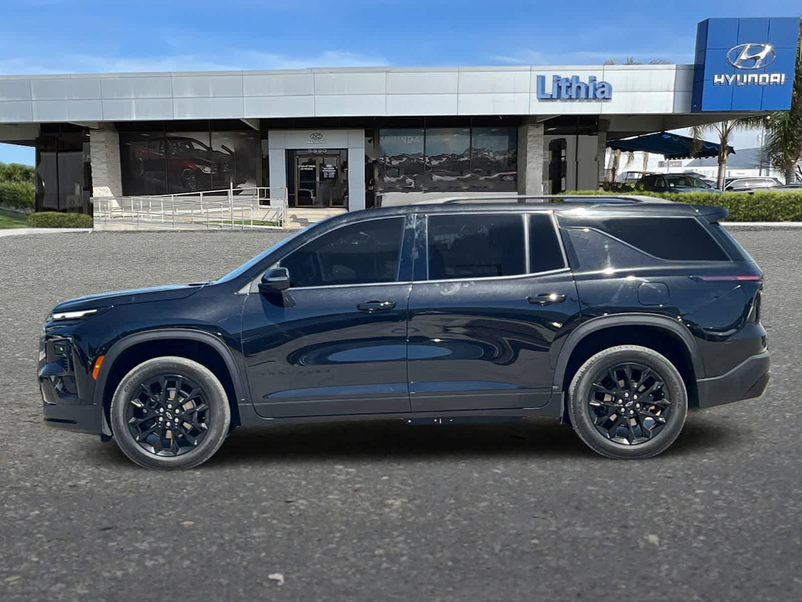 Thumbnail: 2024 Chevrolet Traverse - 6