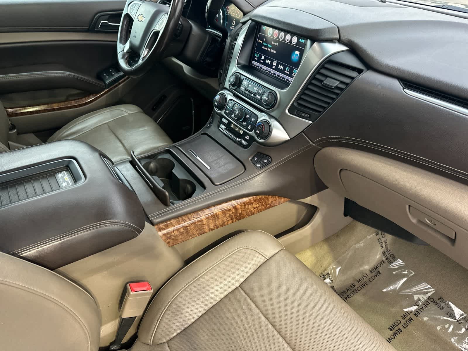 Thumbnail: 2016 Chevrolet Suburban - 18